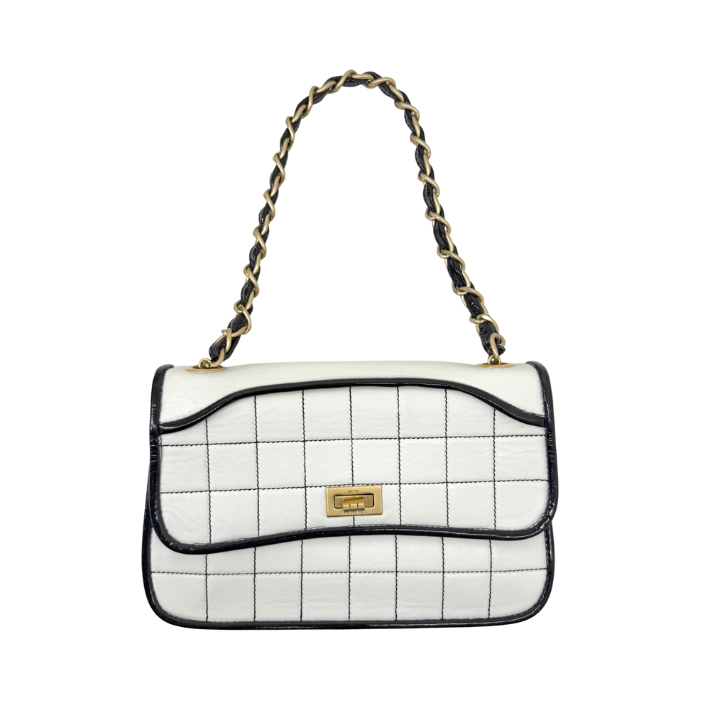 Chanel white leather quilted flap bag with grid stitching, black trim, gold chain strap