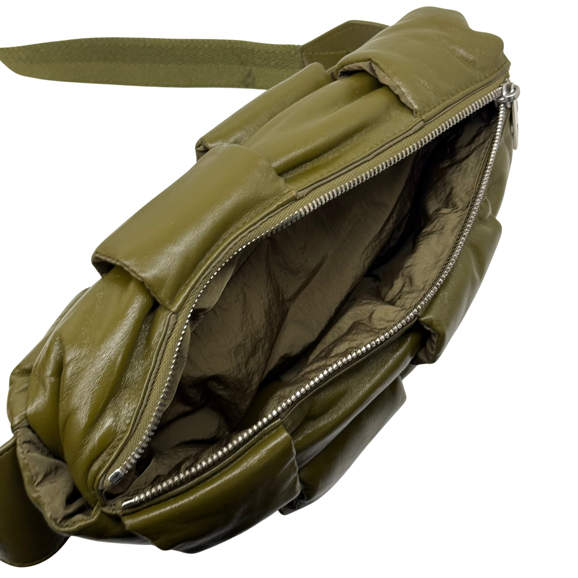 Bottega Veneta CASSETTE Lambskin Fanny Pack Moss Green (brand new)
