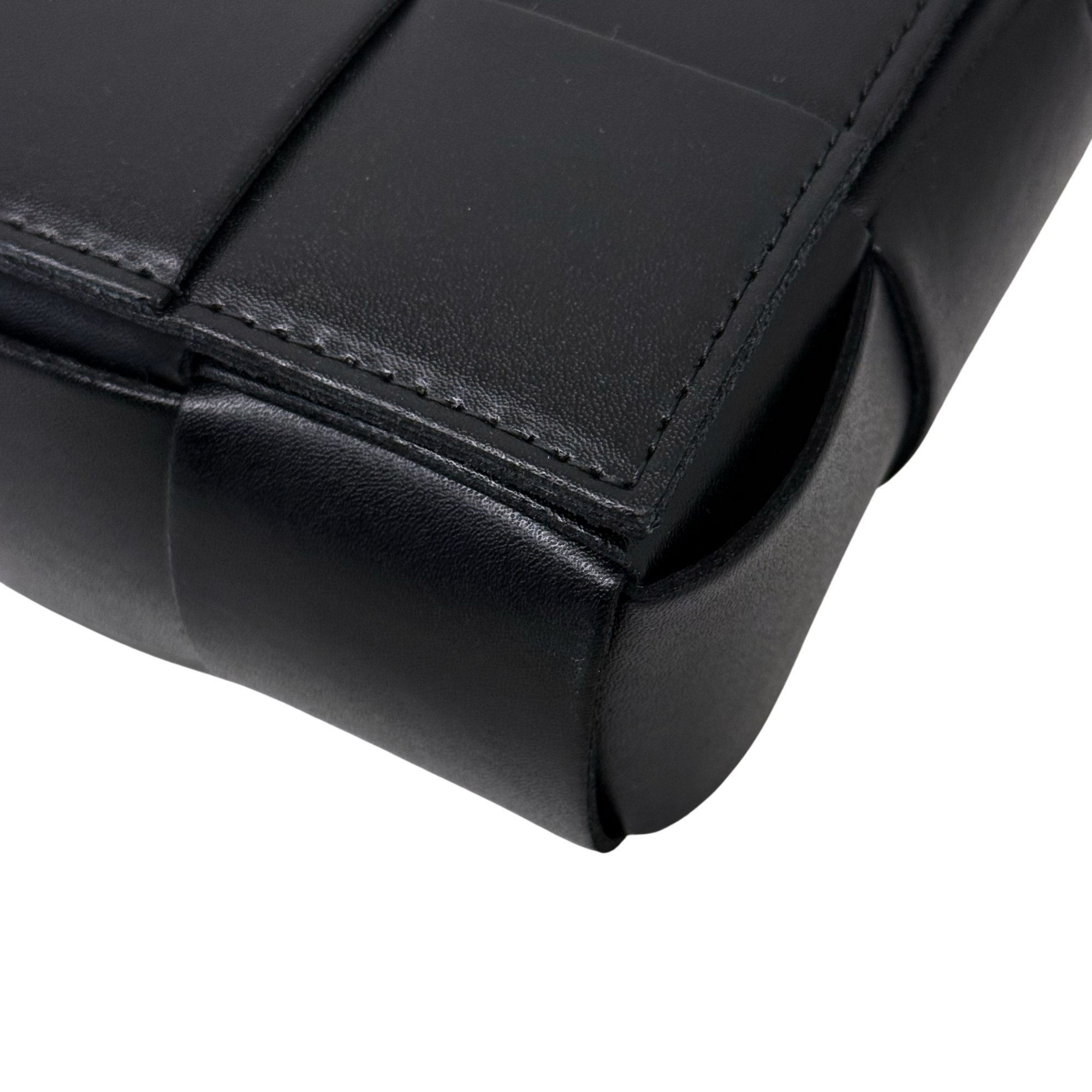 Bottega Veneta Black Cassette Small Convertible Belt Bag (brand new)