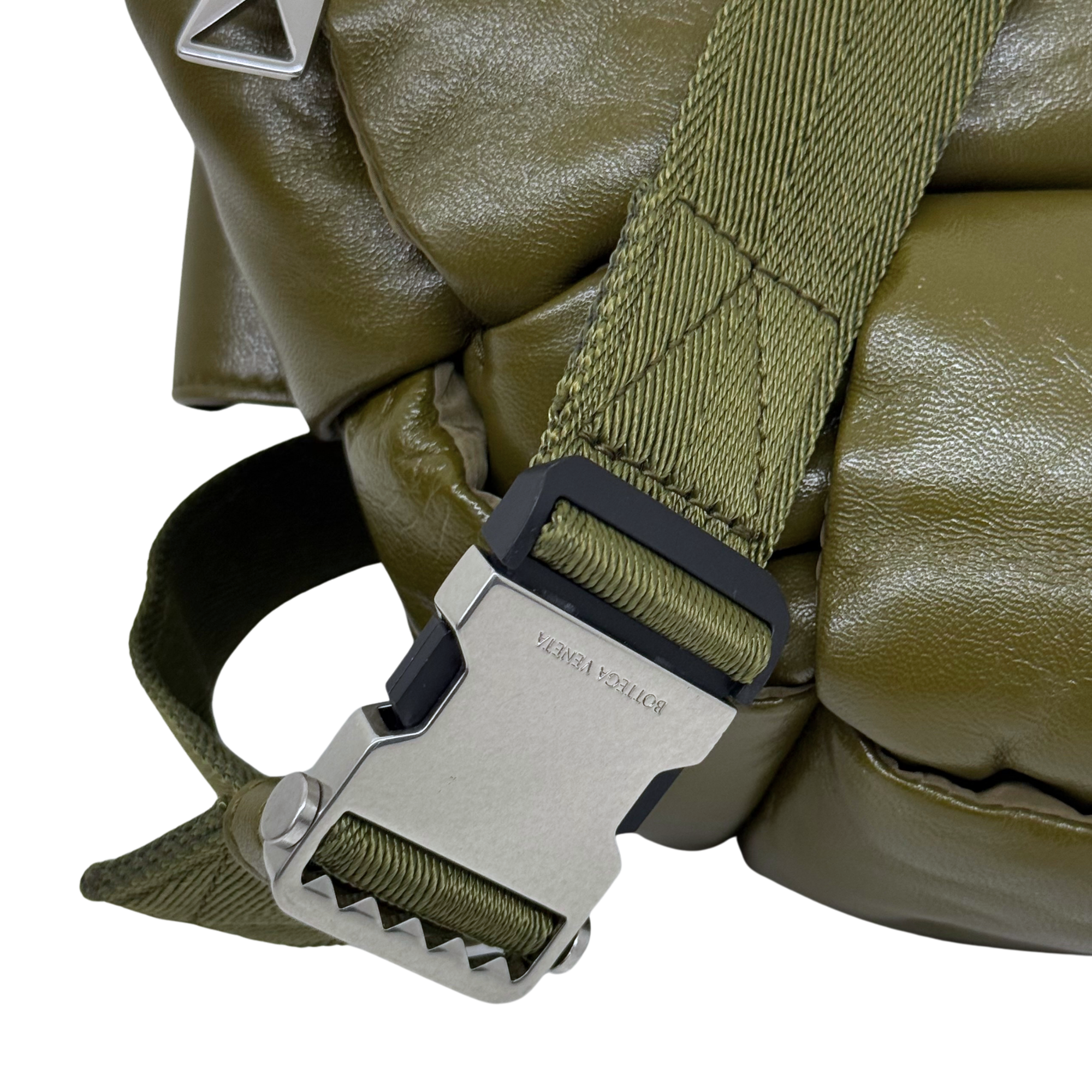 Bottega Veneta CASSETTE Lambskin Fanny Pack Moss Green (brand new)