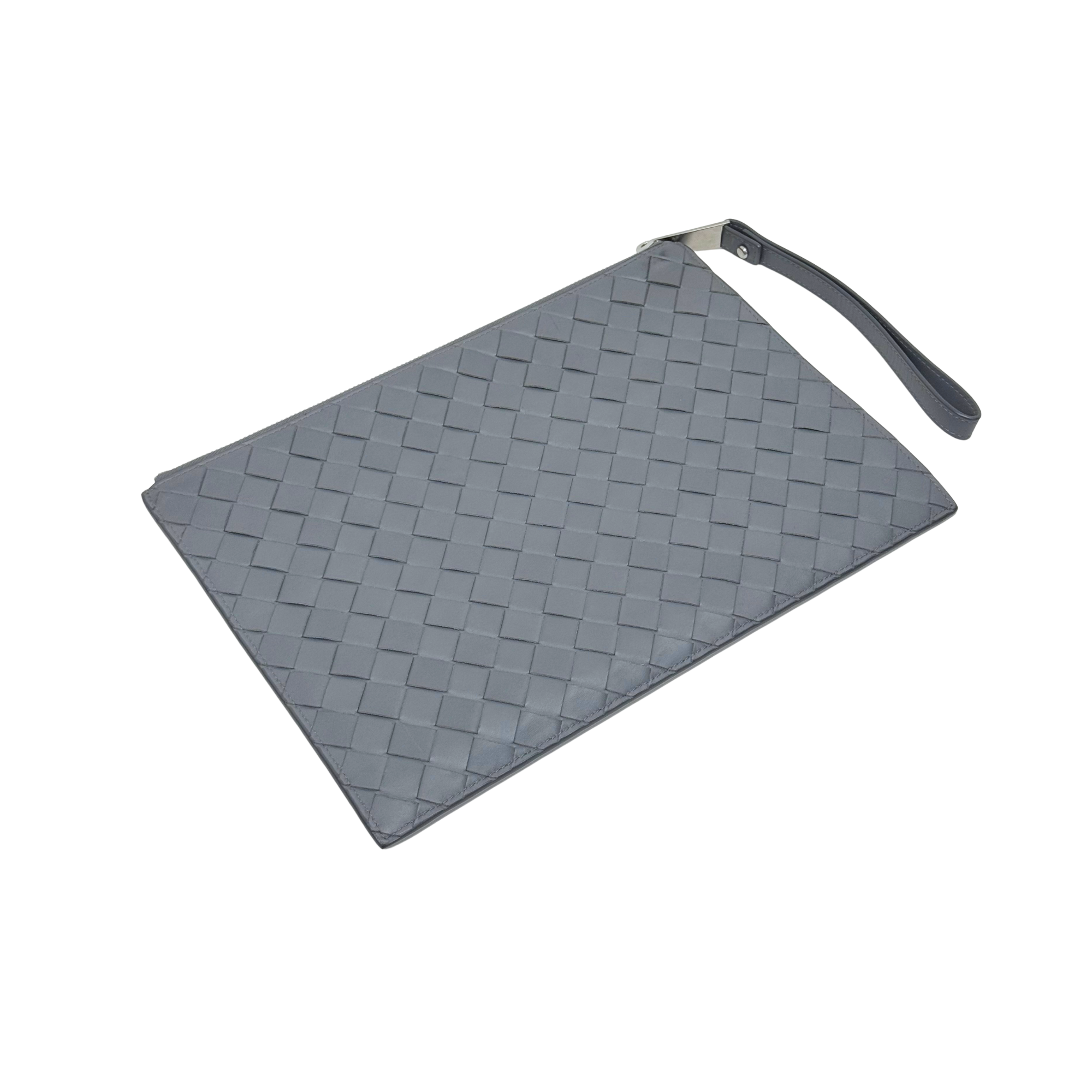 Bottega Veneta Intrecciato wristlet clutch bag grey (pre-owned)