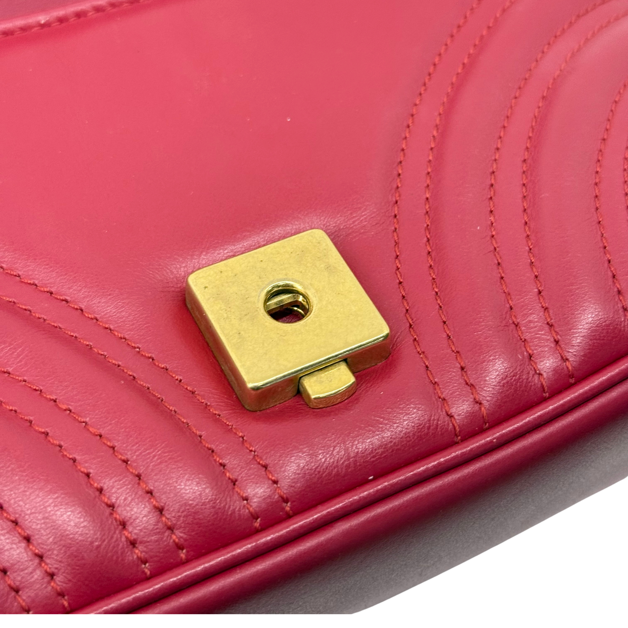 Gucci red Marmont