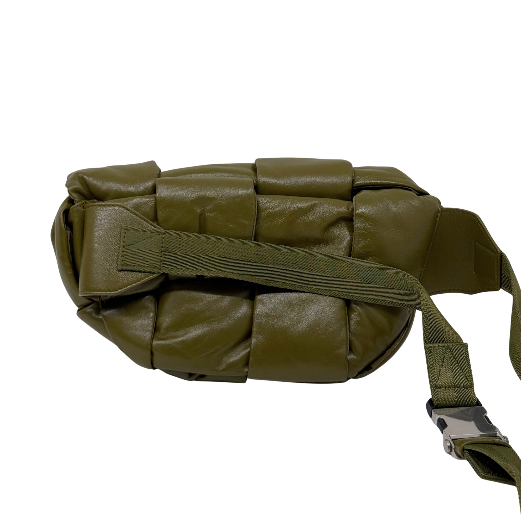 Bottega Veneta CASSETTE Lambskin Fanny Pack Moss Green (brand new)