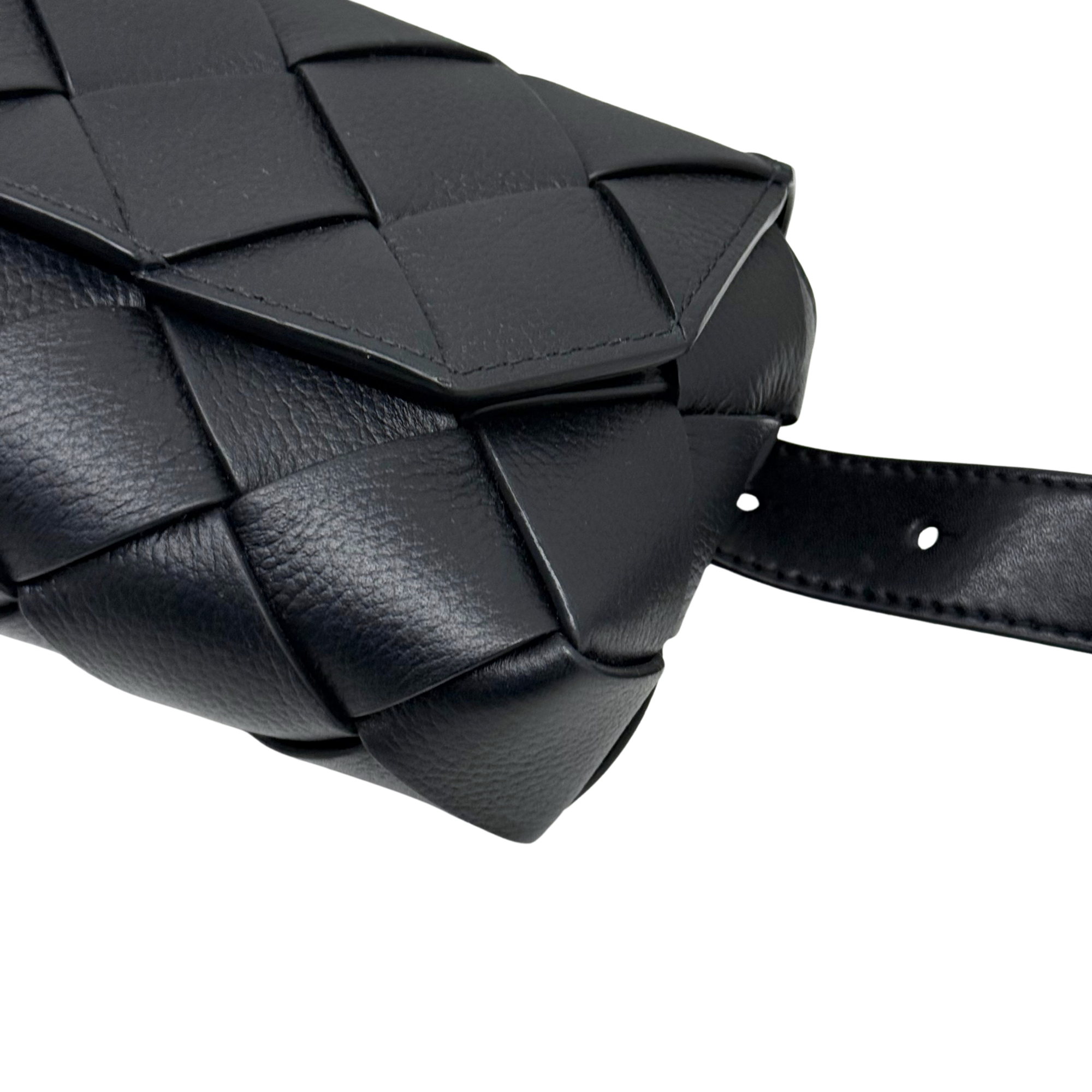 Bottega Veneta Leather Intreccio Diago Belt Bag Black (brand new)