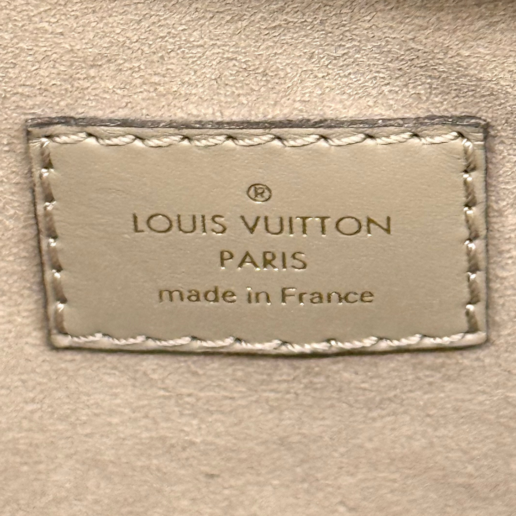 Louis Vuitton Monogram Giant Bicolor Empreinte Neonoe MM bucket bag (pre-owned)