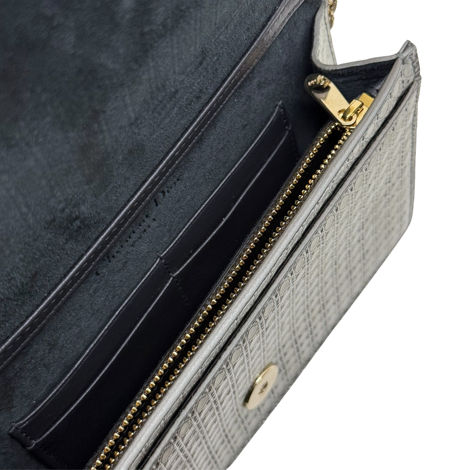 Christian Dior Metallic Silver Micro Cannage 30 Montaigne 2-in-1 Pouch (pre-owned)