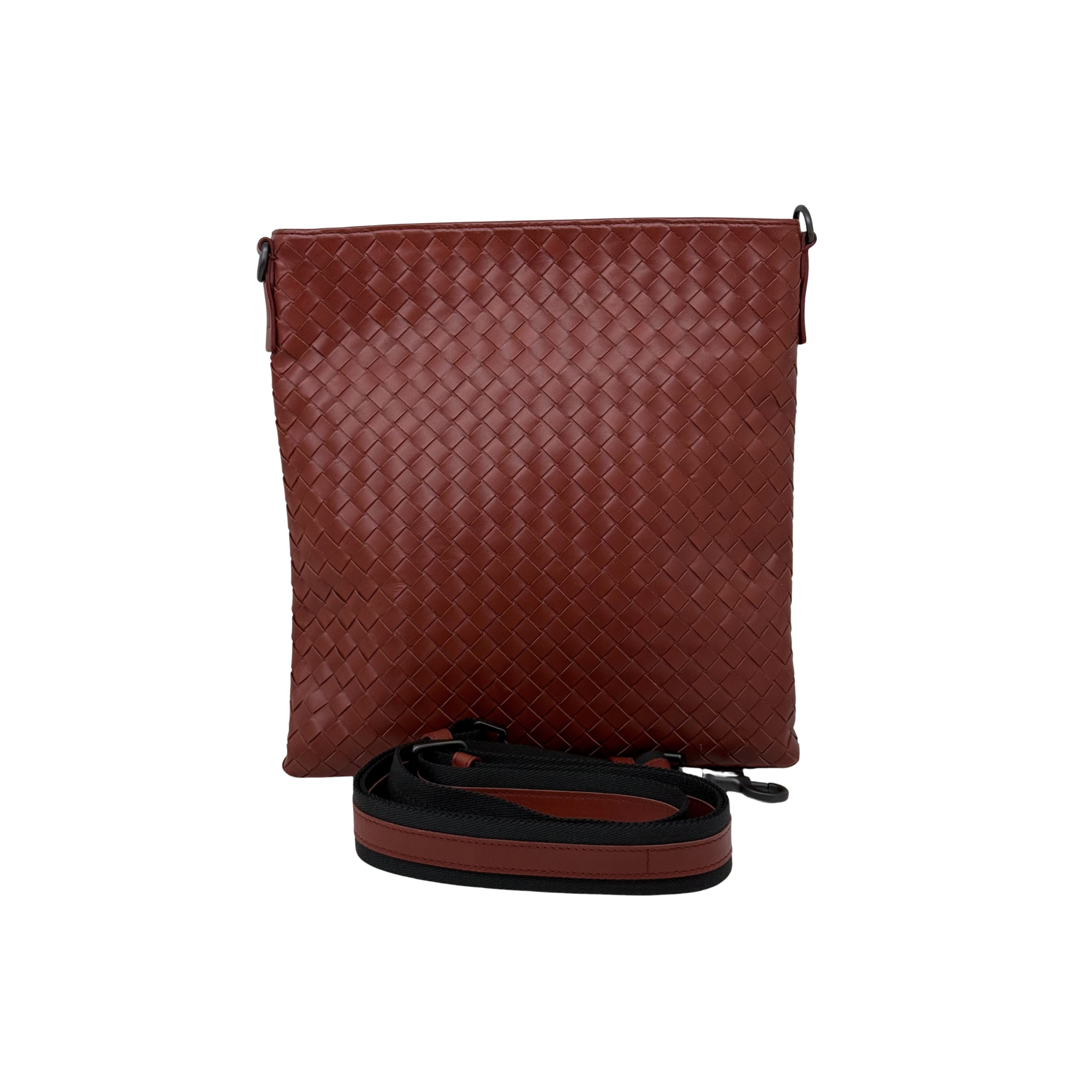 Bottega Veneta Nappa Intrecciato Flat Messenger Crossbody Bag
 (brand new)