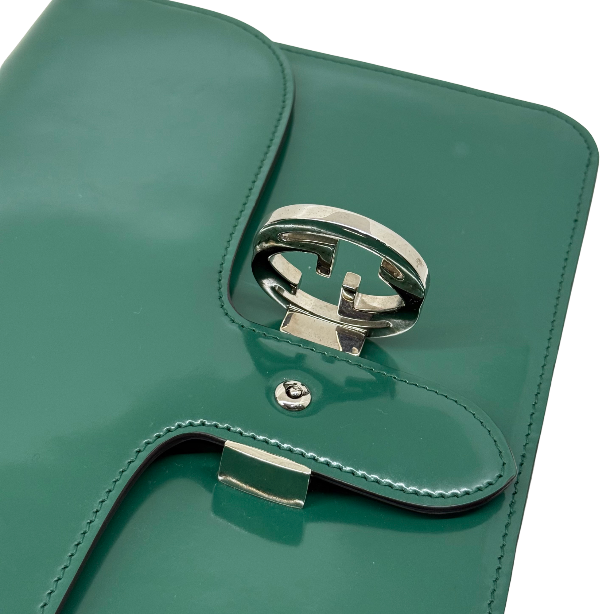 Gucci Green Patent Interlocking G medium crossbody bag (pre-owned)