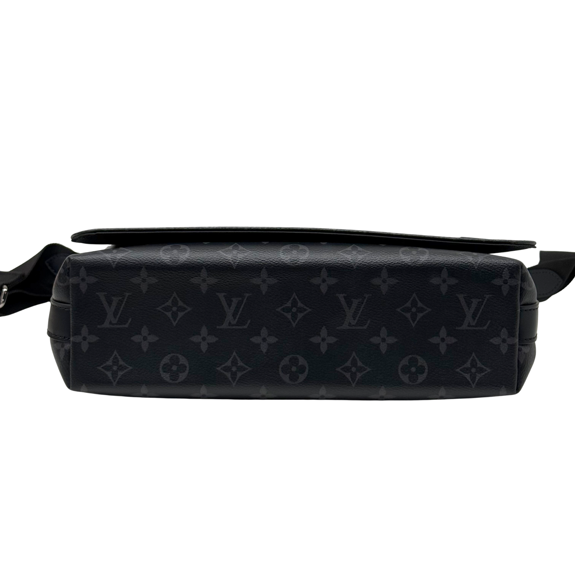 Louis Vuitton District Messenger Bag Monogram Eclipse Canvas MM crossbody bag black (pre-owned)