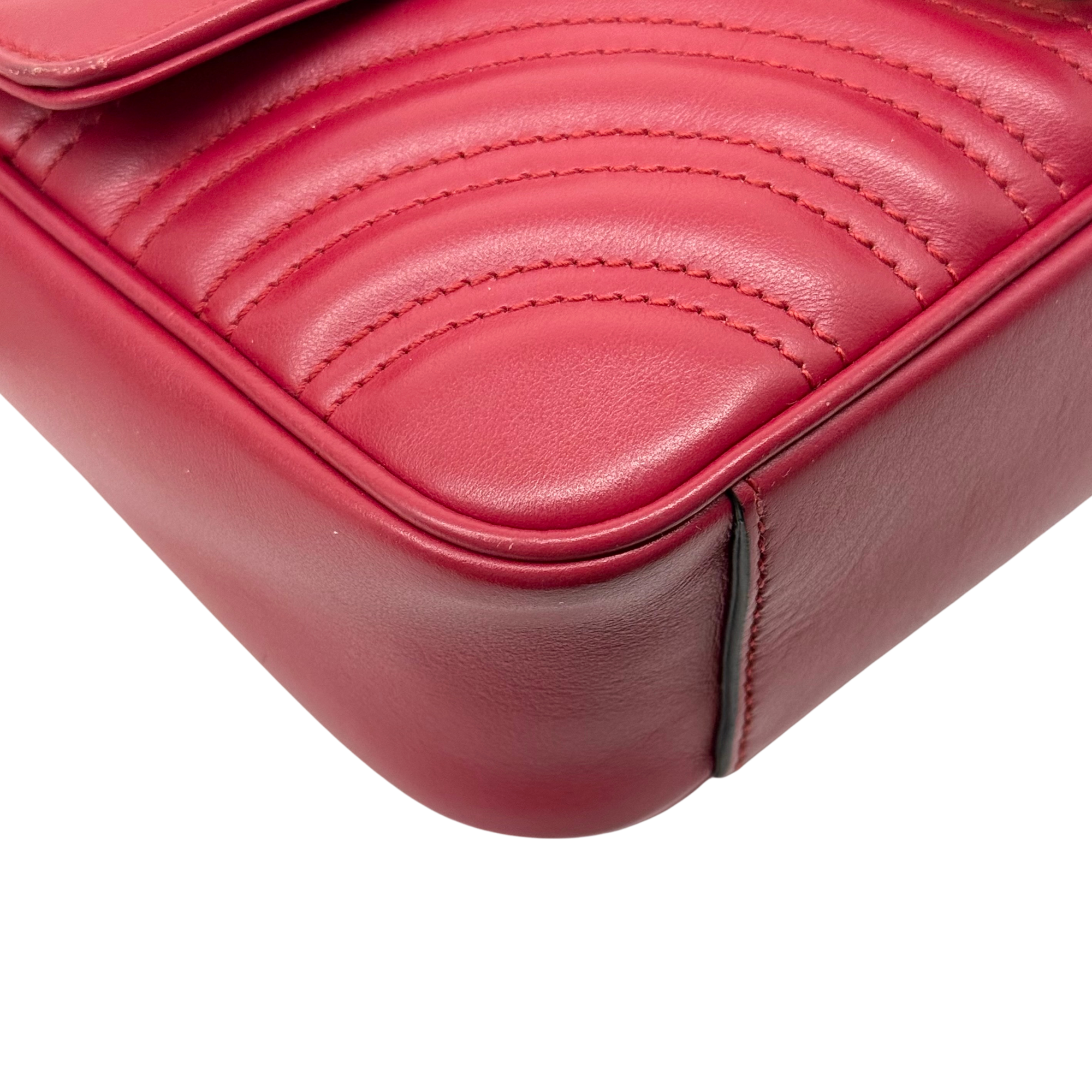 Gucci red Marmont