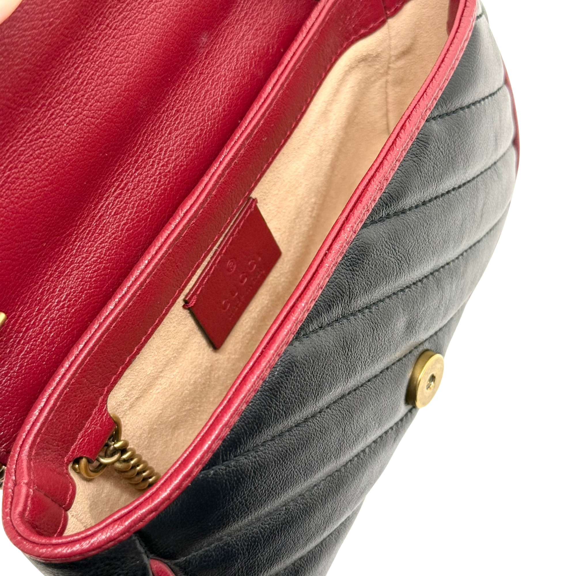 Gucci black and red Super Mini GG Marmont Matelasse Leather Torchon Flap crossbody bag (brand new)