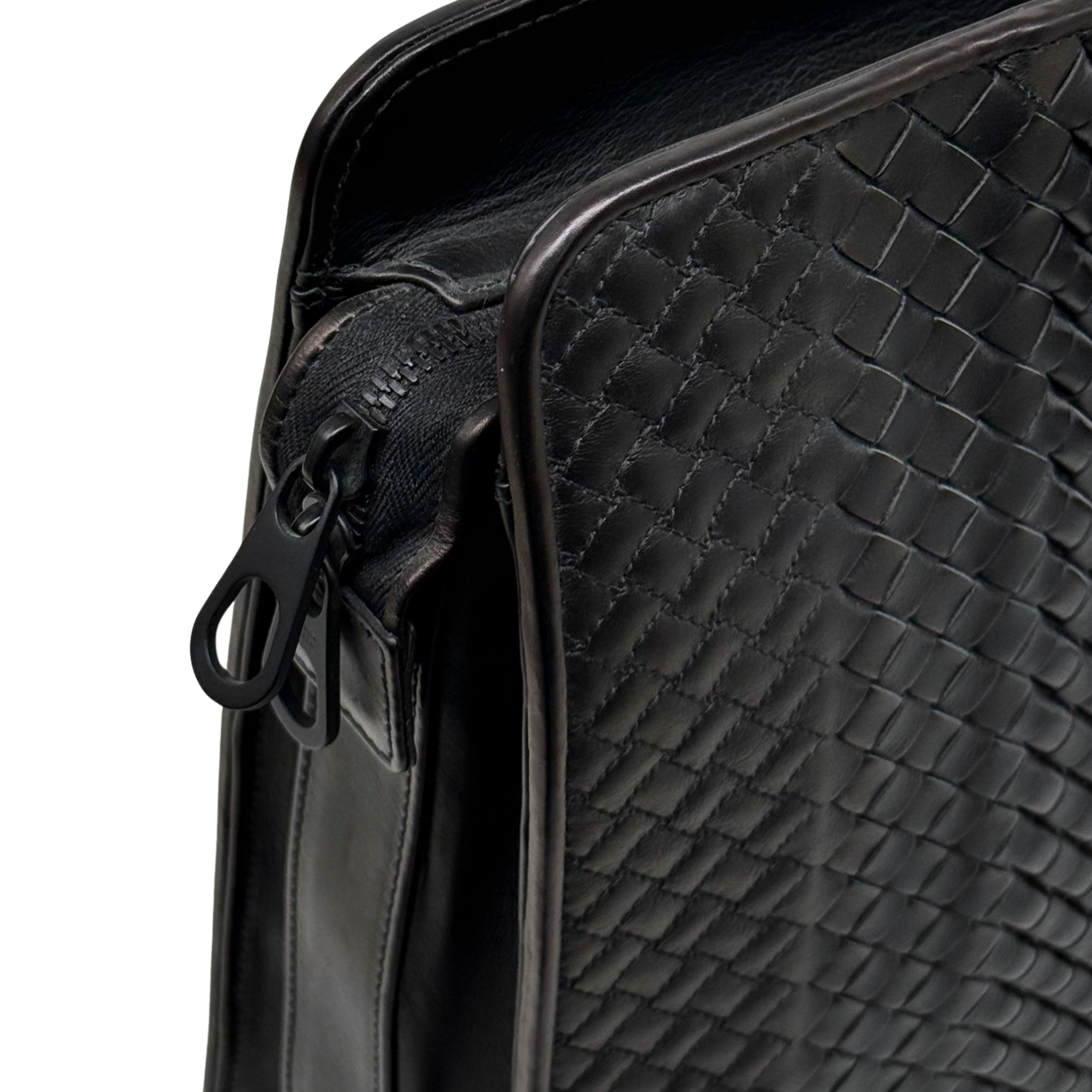 Bottega Veneta Intrecciato Top Handle Bag (brand new)
