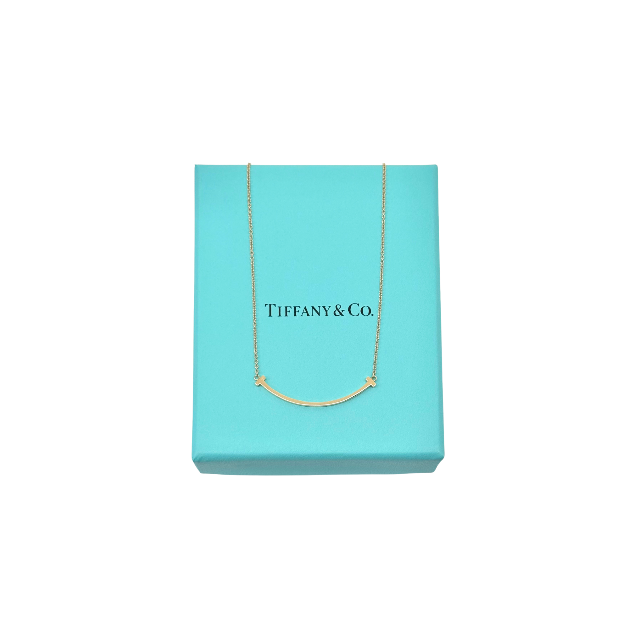 Tiffany & Co. Smile Pendant
in 18k Yellow Gold Small Necklace (pre-owned)
