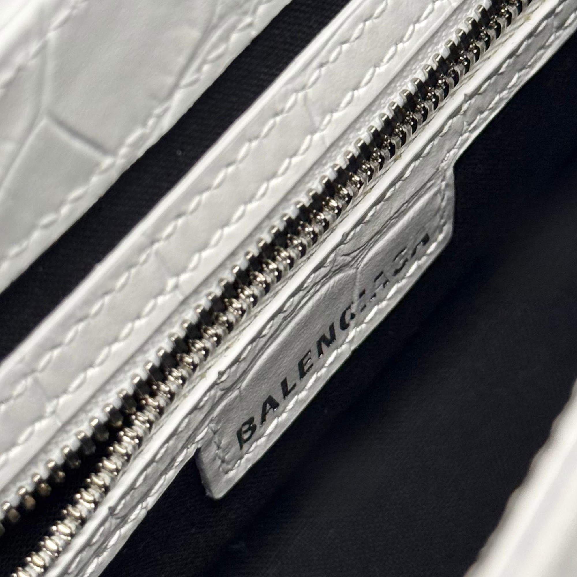 Price ? Balenciaga white bag