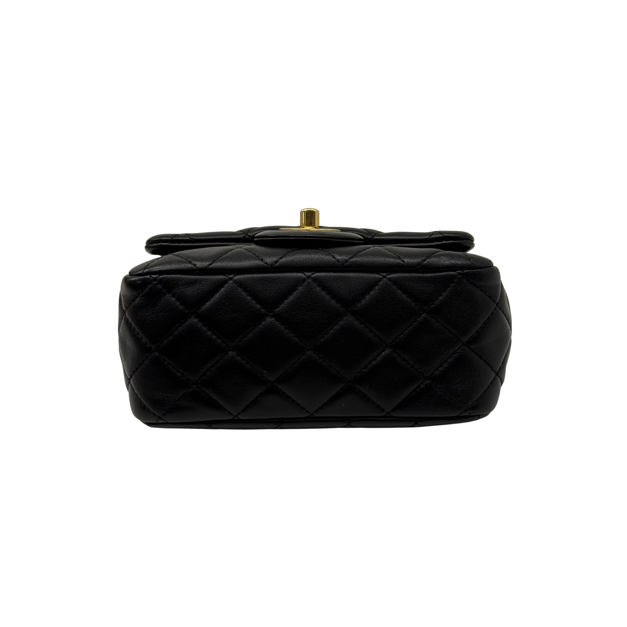 Pre-owned quilted shoulder bag back view in black leather with diamond stitching and gold top knob
