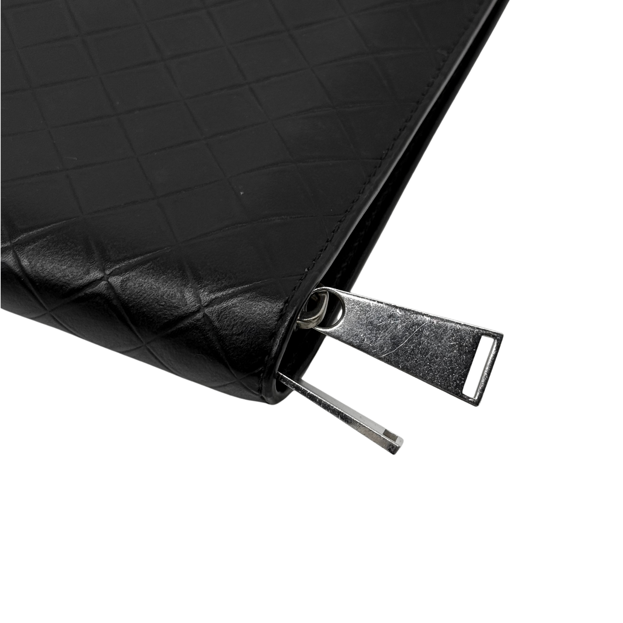 Bottega Veneta black clutch (pre-owned)