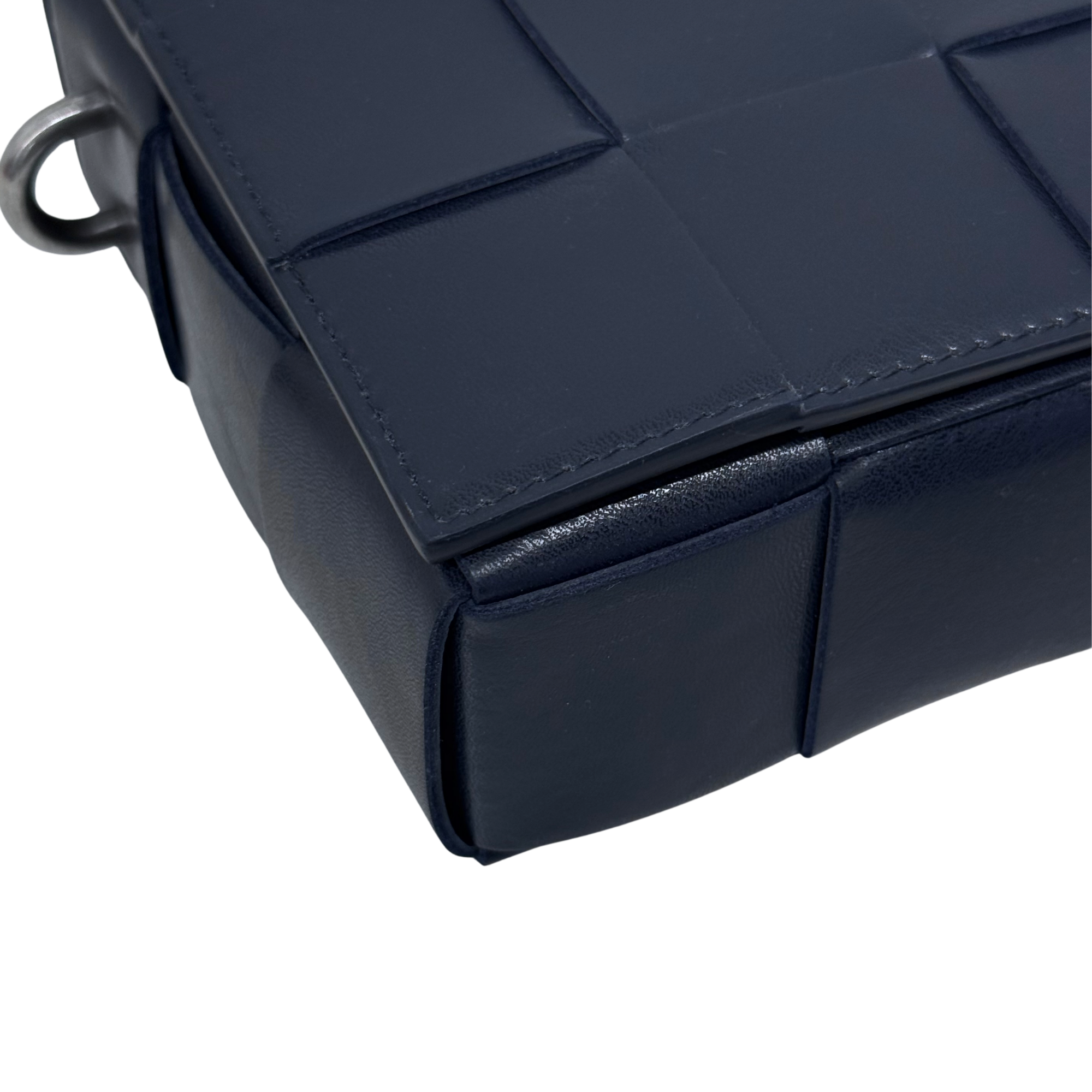 Bottega Veneta Leather Cassette Cross-Body Bag Navy Blue (brand new)