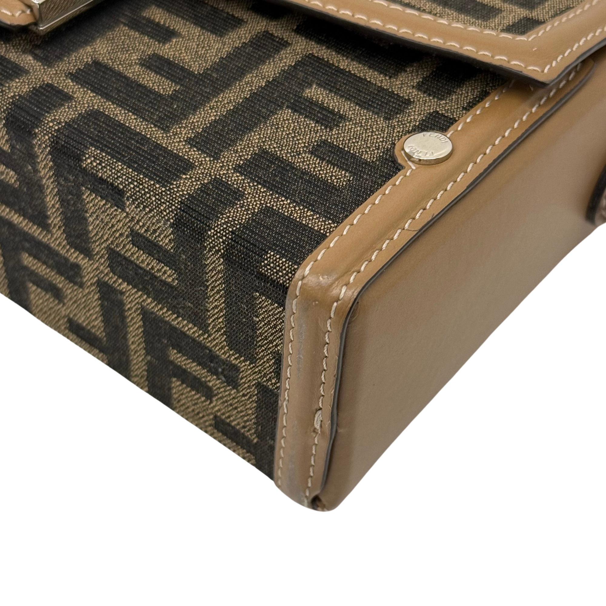 Fendi Baguette Soft Trunk Tobacco Zucca Canvas and Leather Bag (pre-owned)