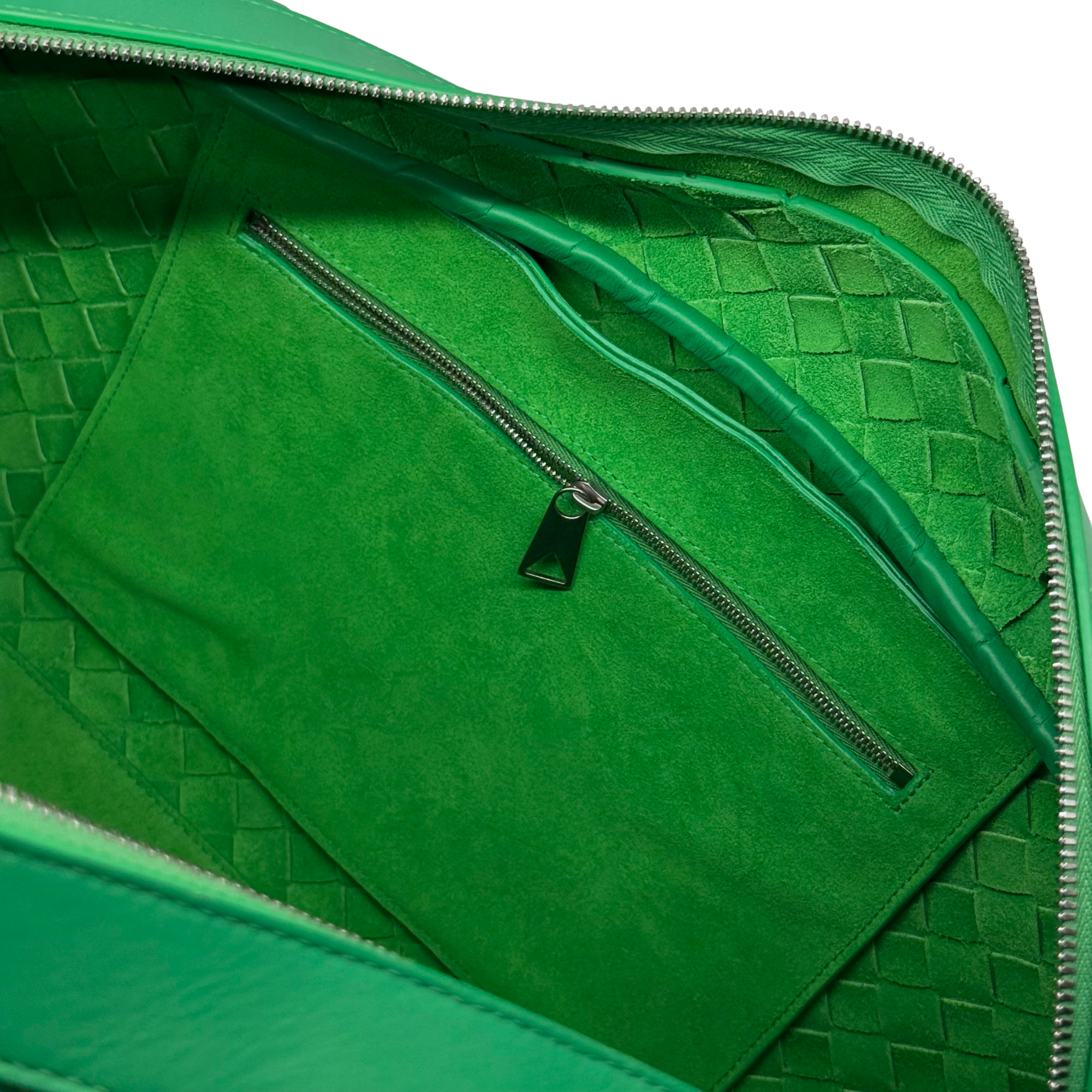 Bottega Veneta Intrecciato Duffle Bag Parakeet green
 (brand new)
