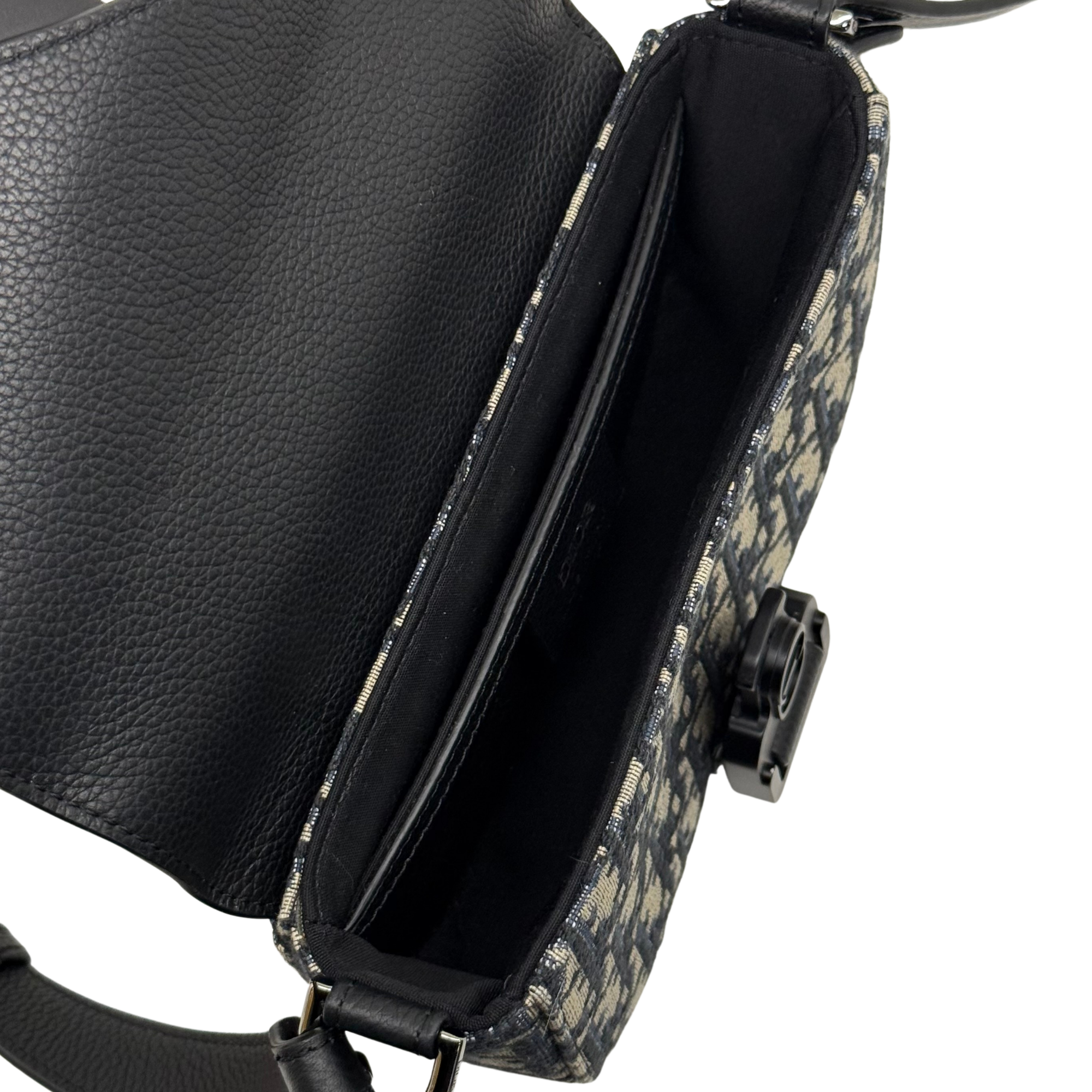 Dior Small Saddle Messenger Bag with Flap Beige and Black Dior Oblique Jacquard with Black Grained Calfskin (pre-owned)