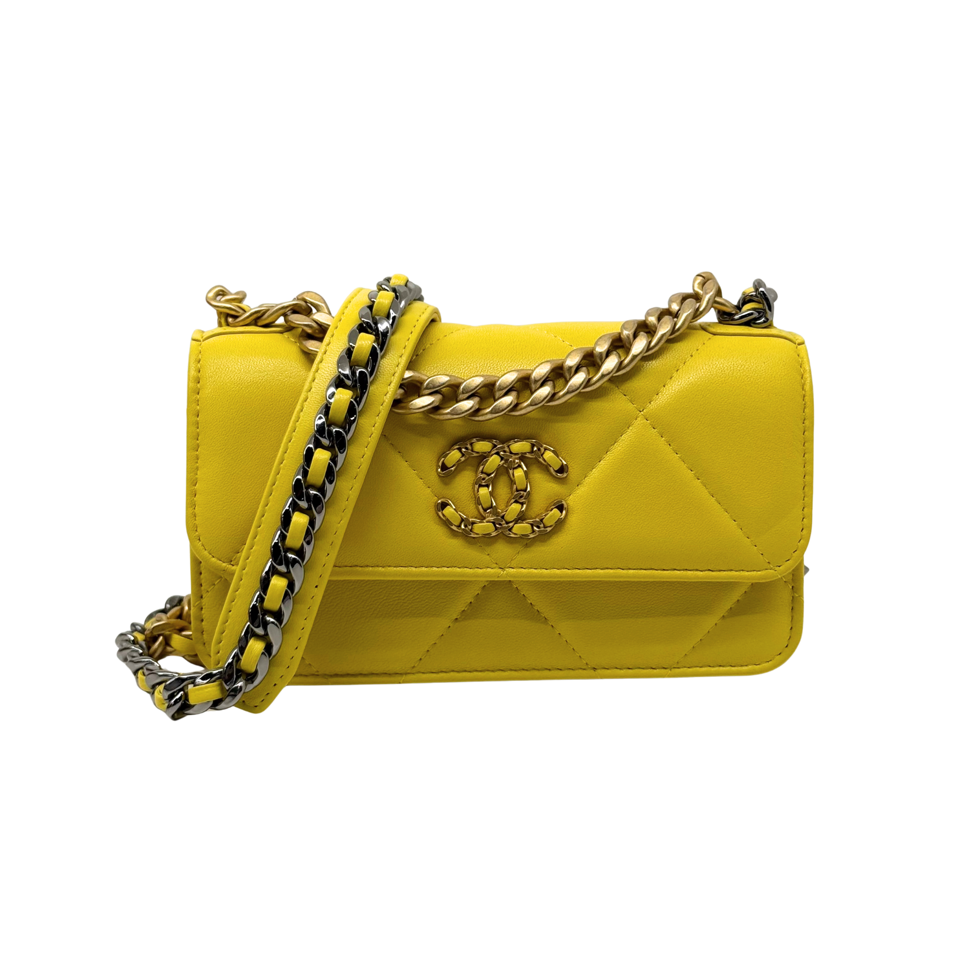 Chanel quilted shoulder bag in yellow leather with chain strap and CC turn-lock