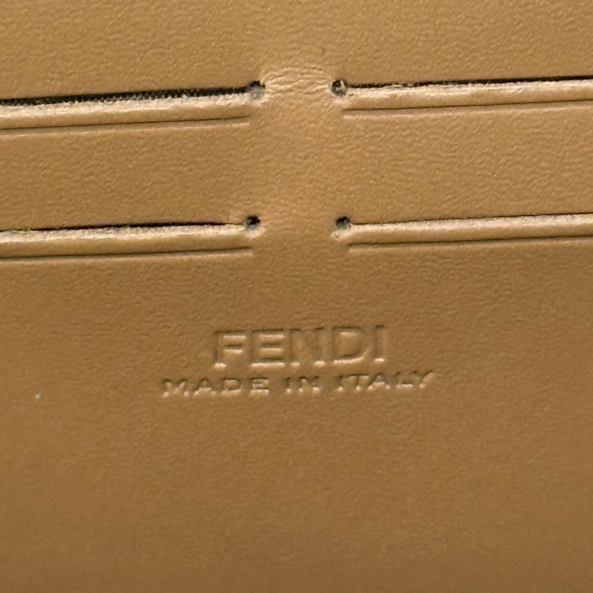 Fendi Baguette Soft Trunk Tobacco Zucca Canvas and Leather Bag (pre-owned)