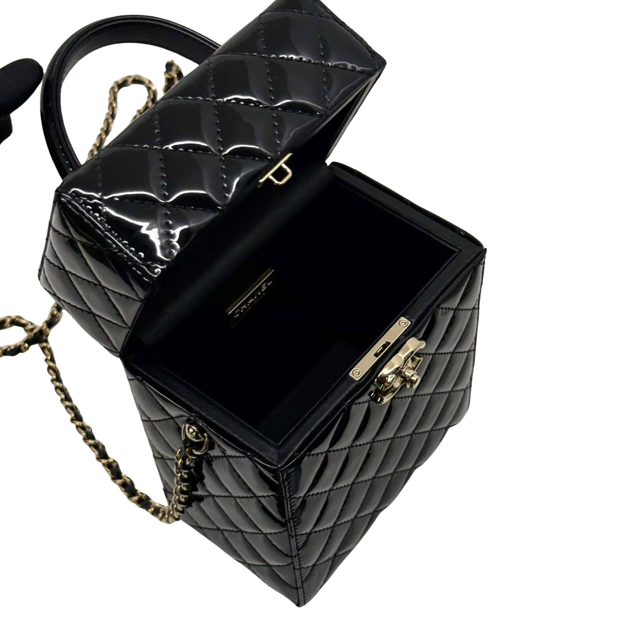 Chanel Small Box Shoulder Bag in black patent calfskin microchipped (pre-owned)