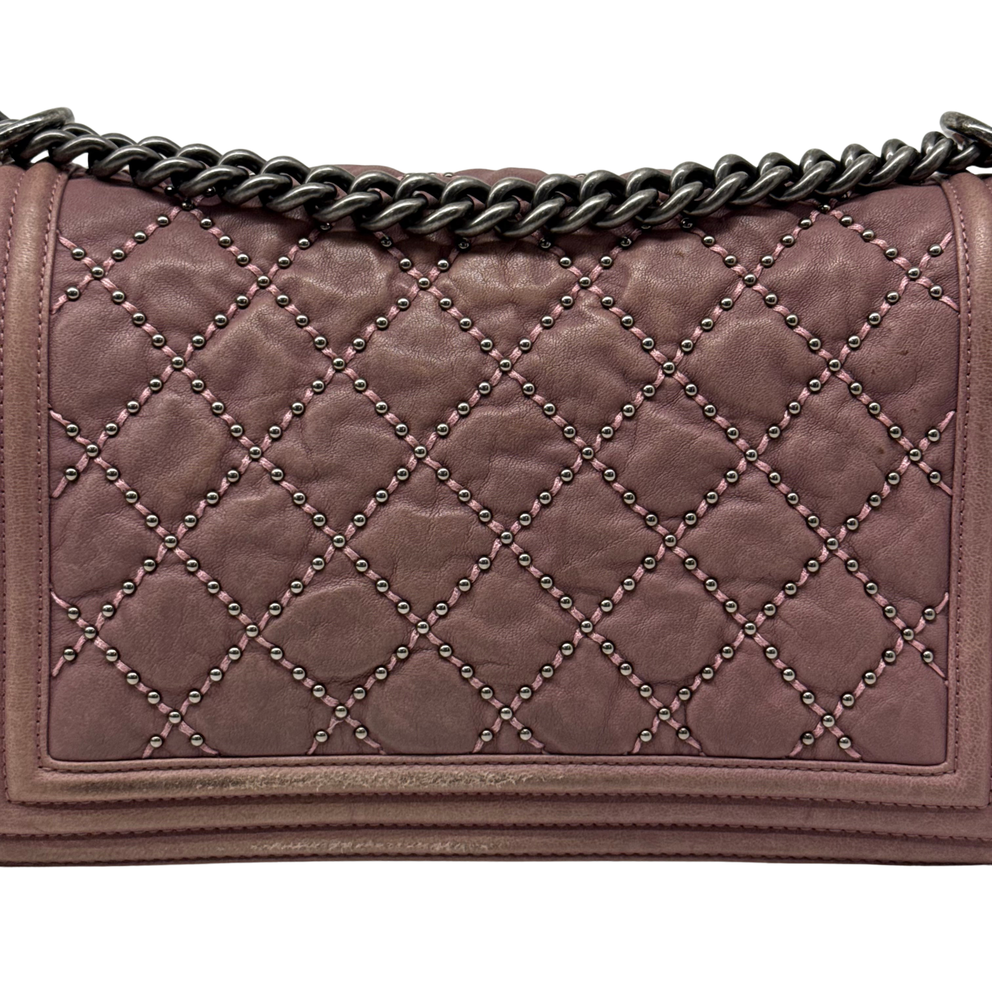 Chanel 2015-2016 Crumpled Lambskin Medium Studded Boy Flap Pink (pre-owned)