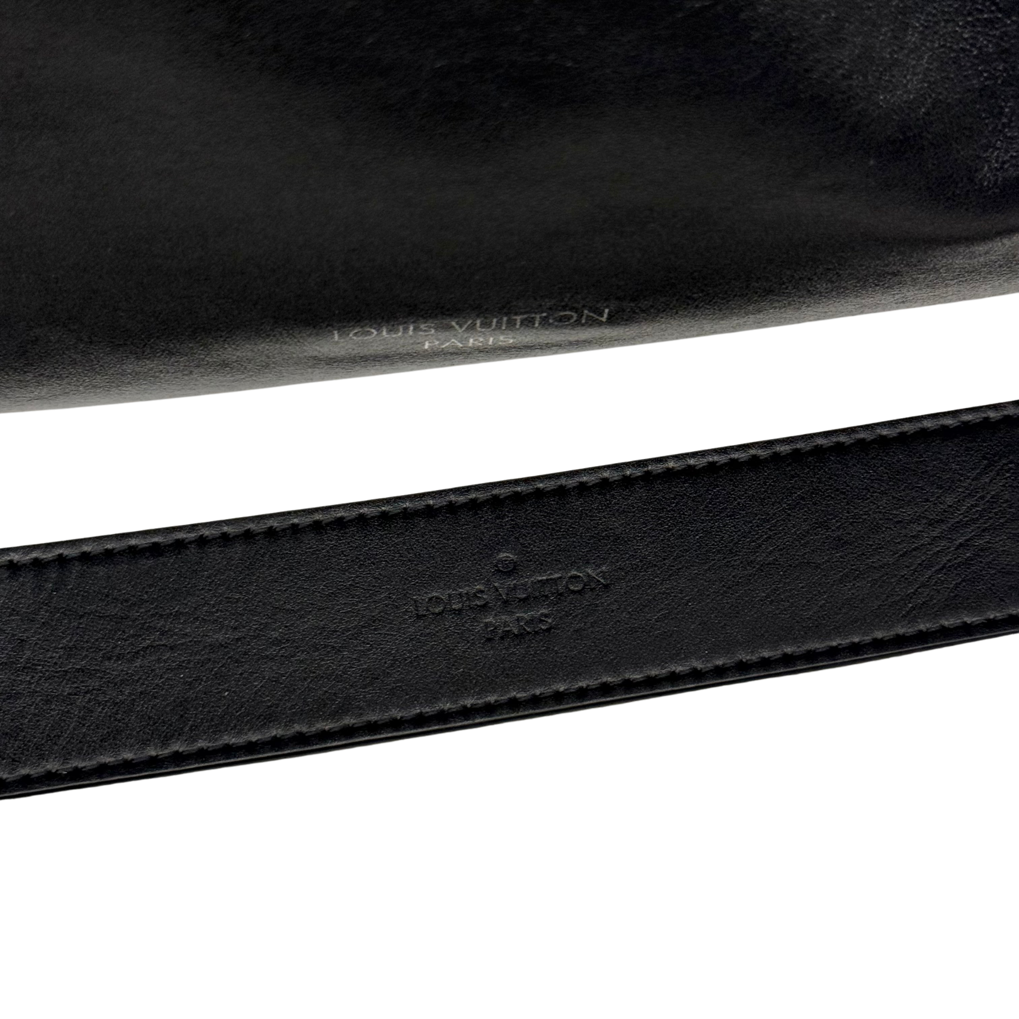 Louis Vuitton CarryAll Vibe MM (pre-owned)
