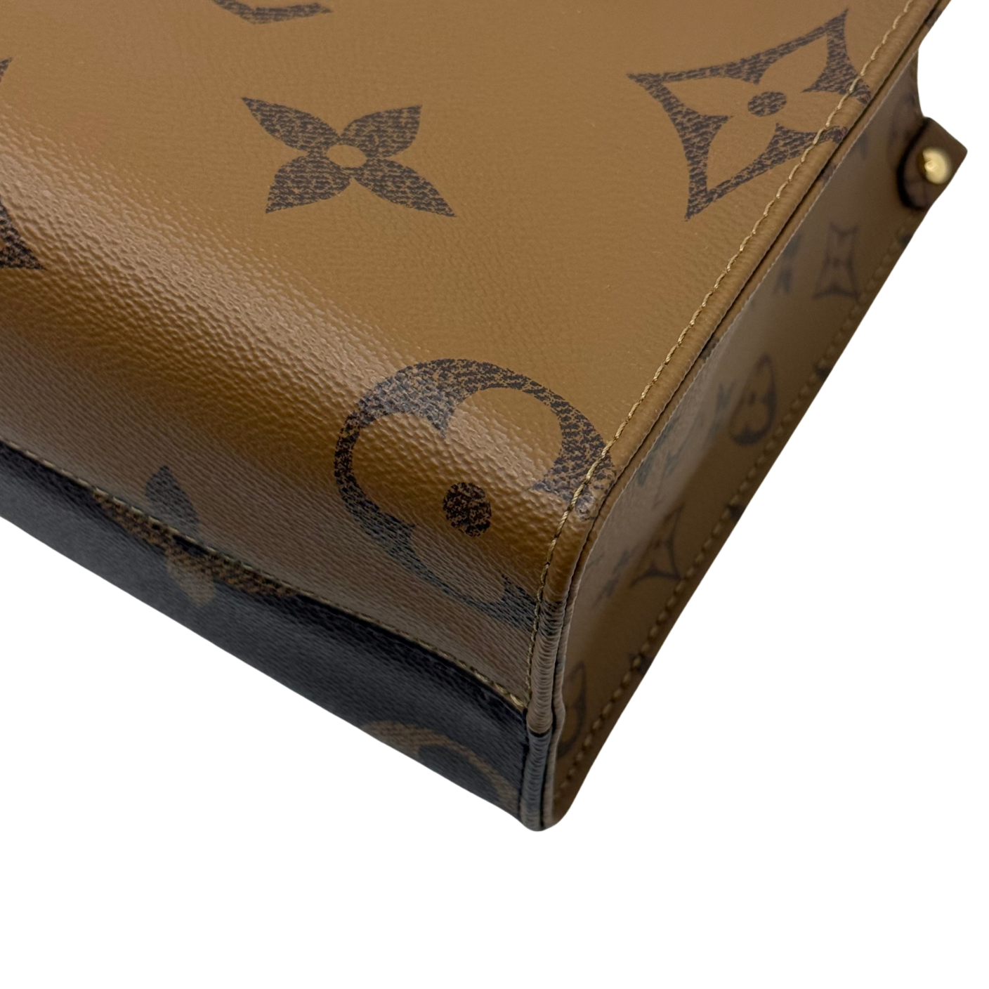 Louis Vuitton OnTheGo Tote Reverse Monogram Giant PM shoulder bag (pre-owned)