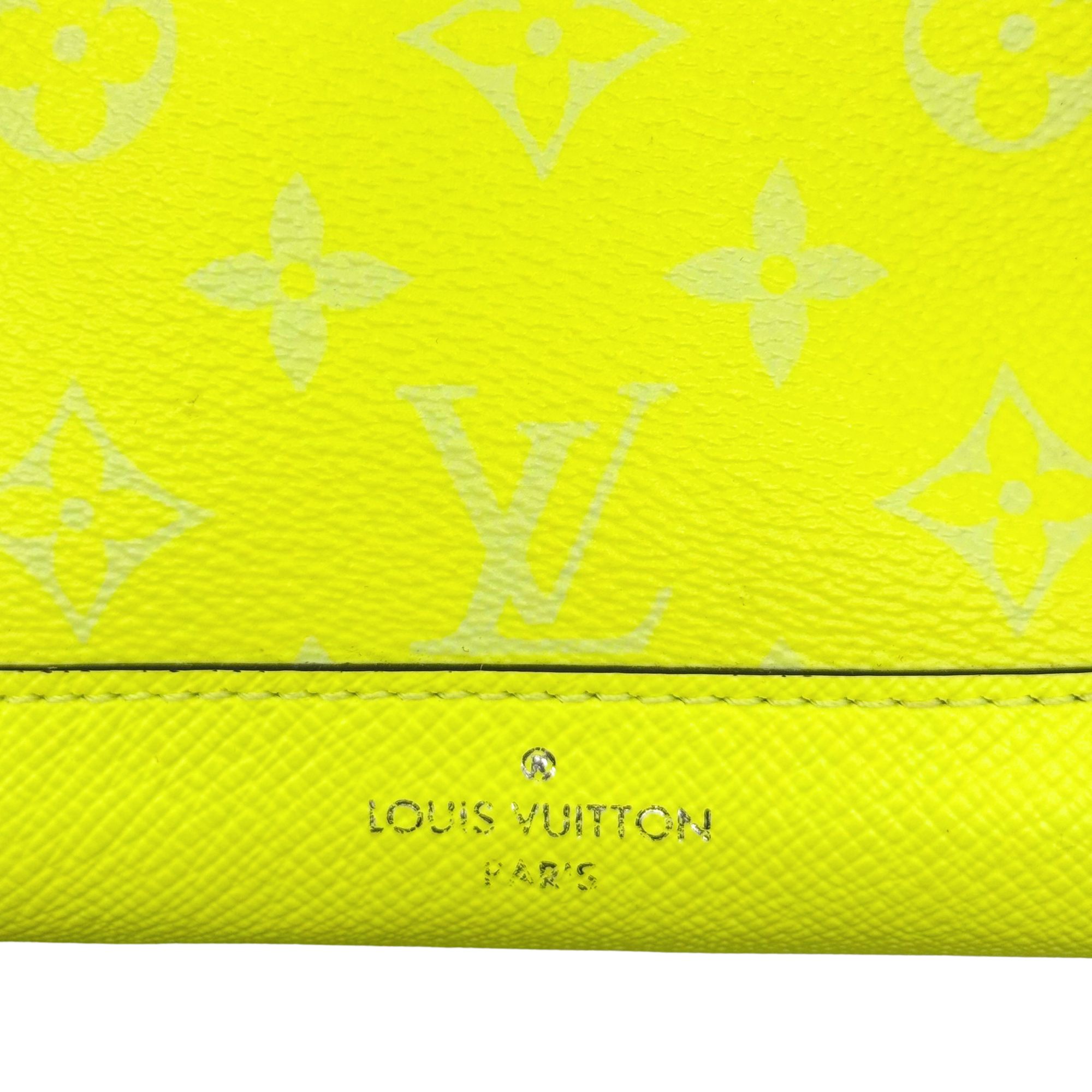 Louis Vuitton Duo Sling Bag Monogram Taigarama crossbody bag neon yellow (pre-owned)