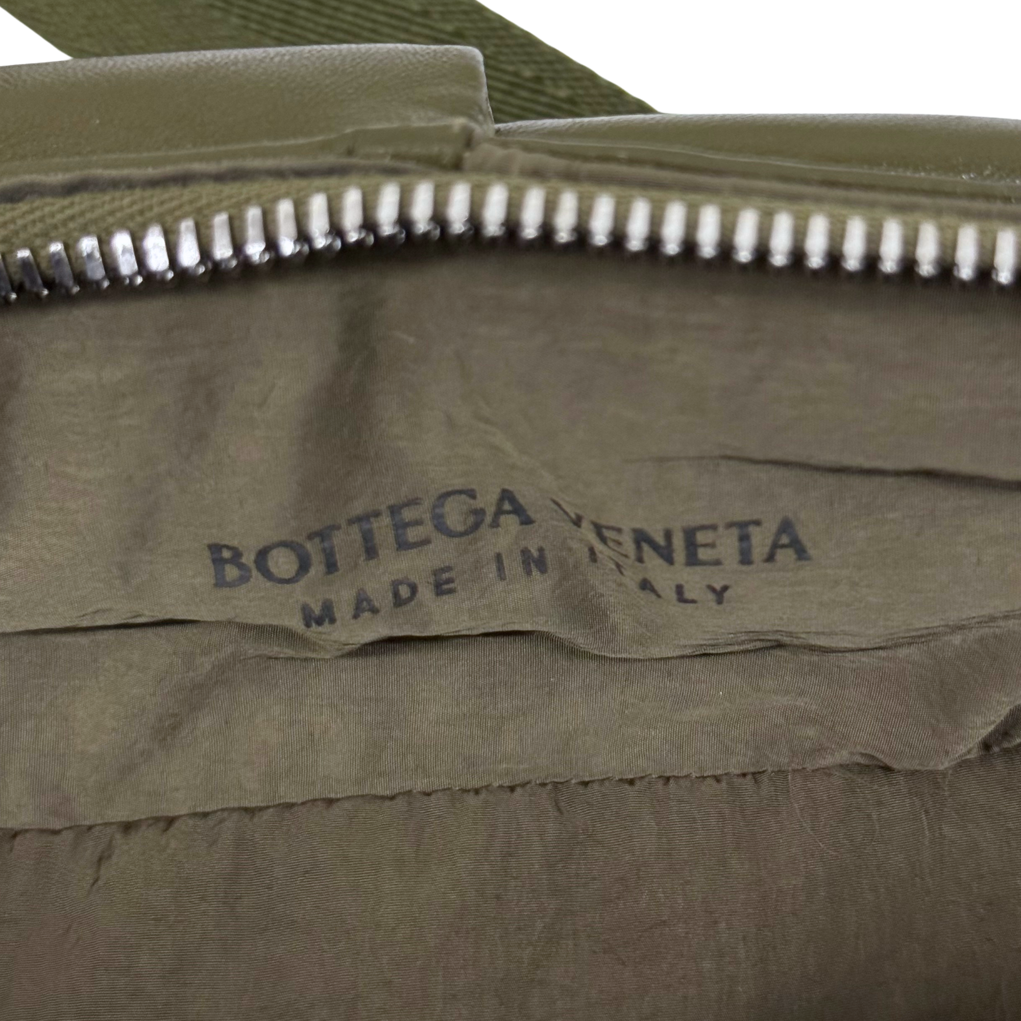 Bottega Veneta CASSETTE Lambskin Fanny Pack Moss Green (brand new)