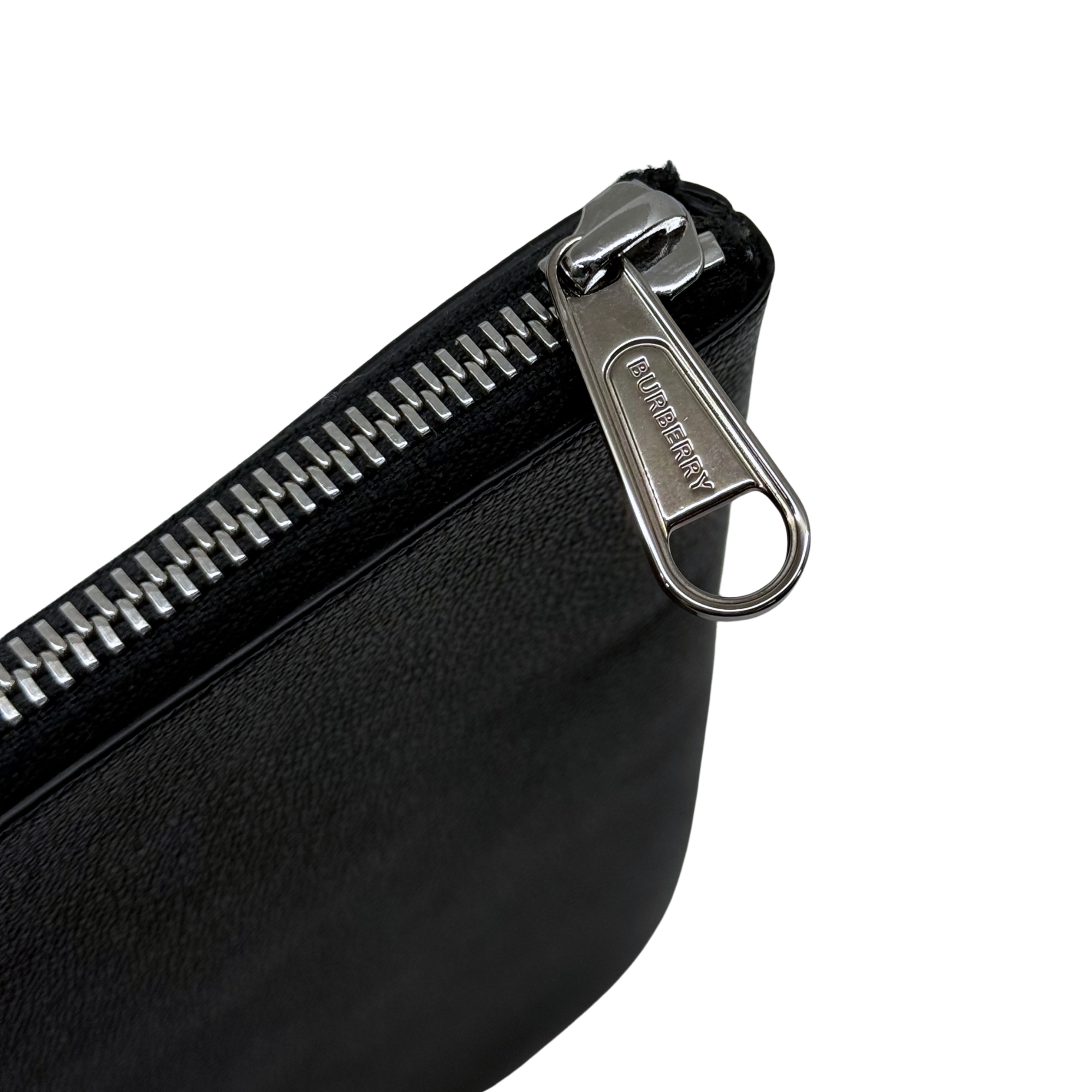 Burberry Embossed Logo Clutch (pre-owned)