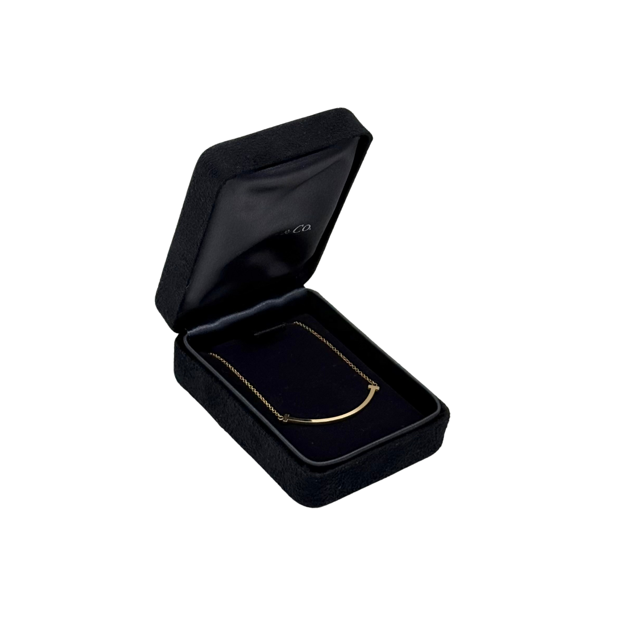 Tiffany & Co. Smile Pendant
in 18k Yellow Gold Small Necklace (pre-owned)