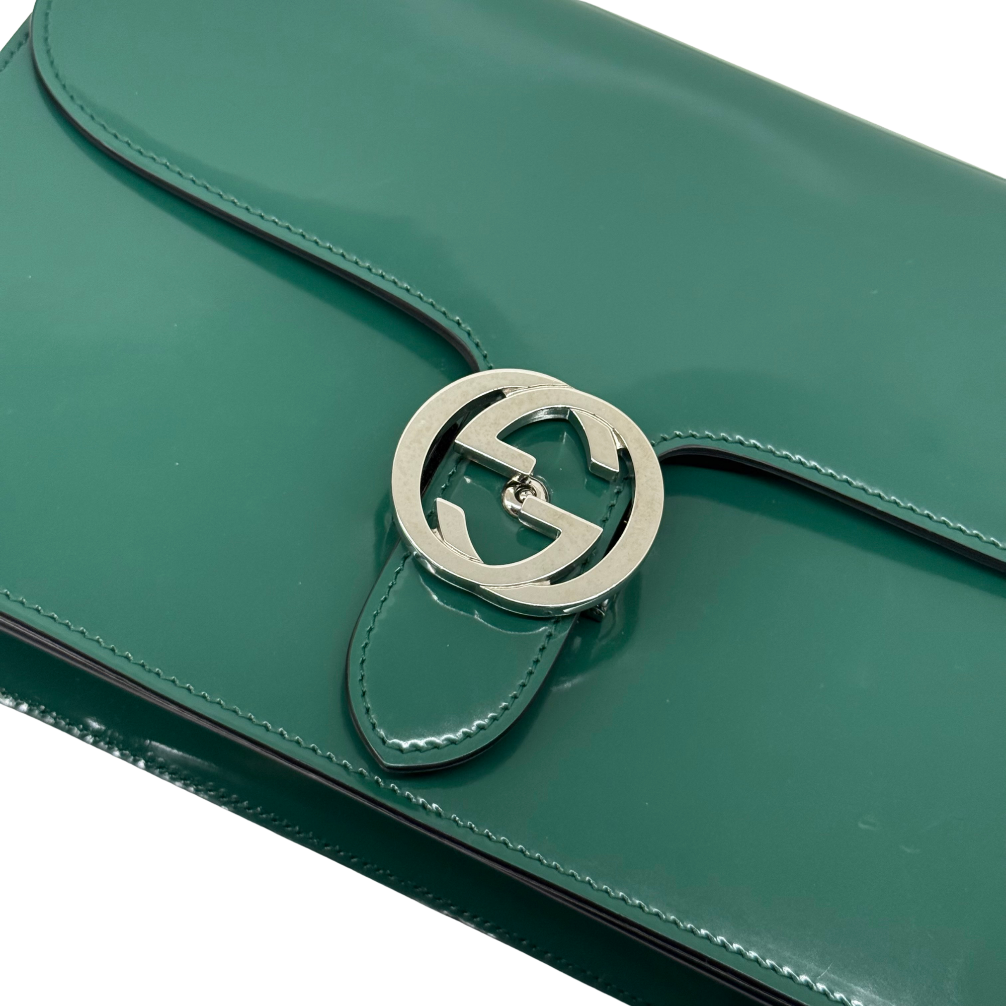 Gucci Green Patent Interlocking G medium crossbody bag (pre-owned)