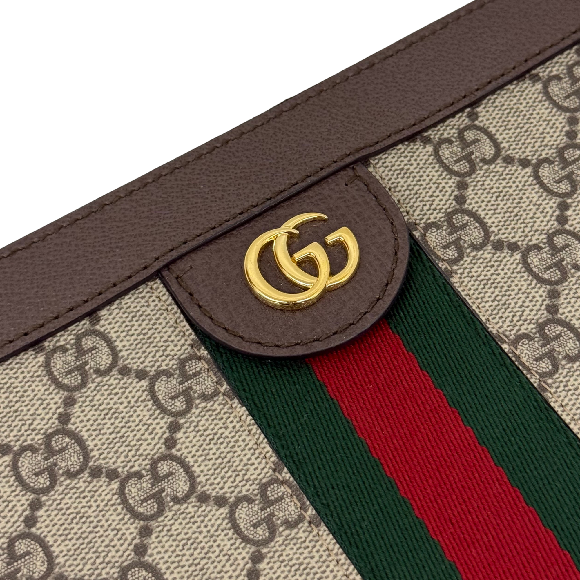 Gucci matelasse magnet