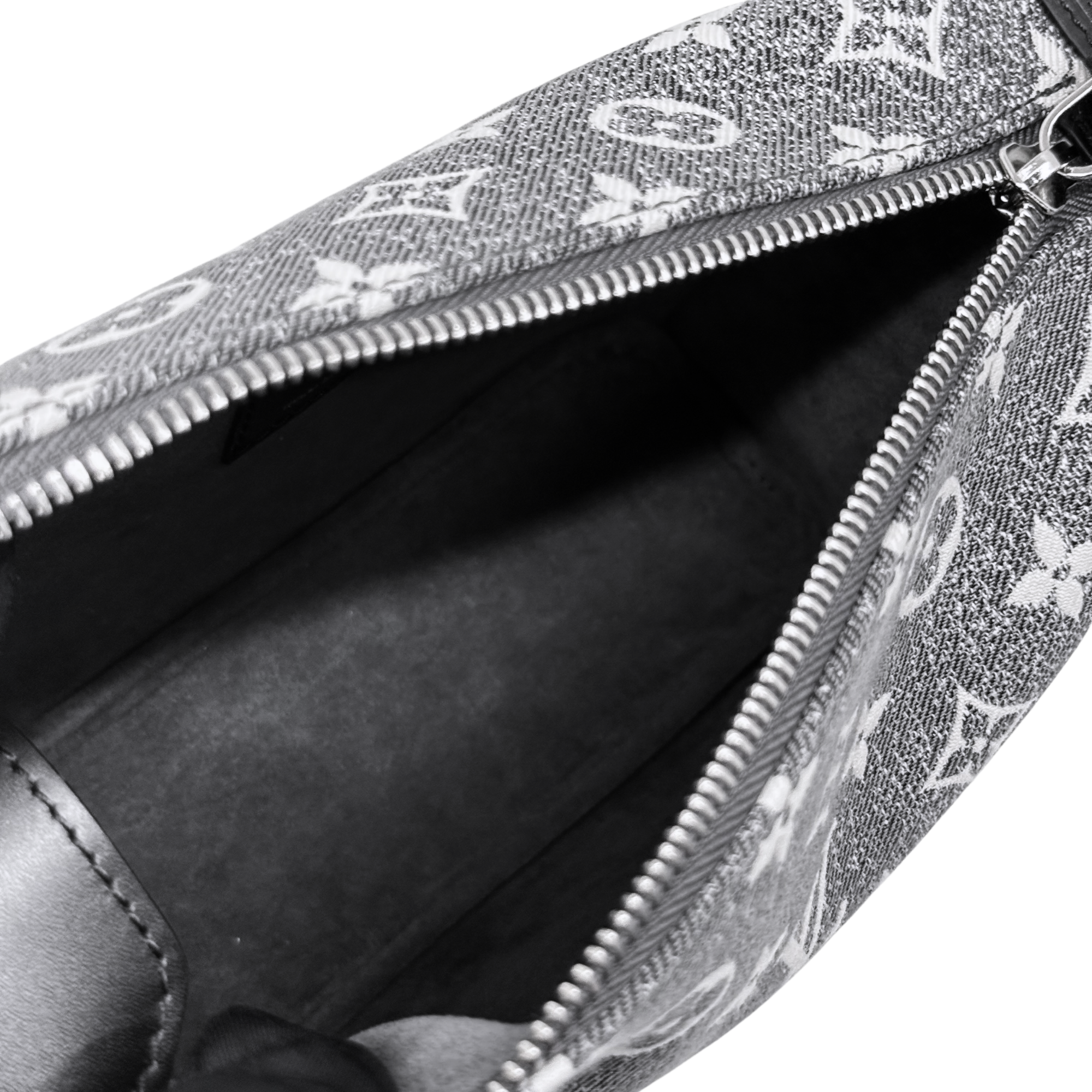 Louis Vuitton Monogram Jacquard Denim Side Trunk Grey (brand new)