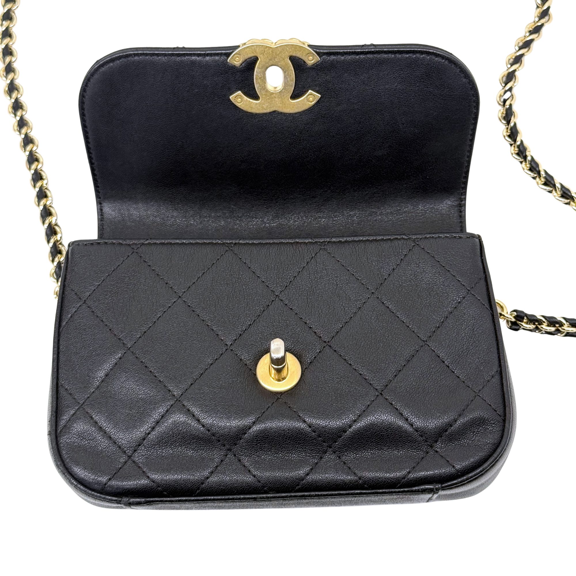 Chanel Lambskin Quilted Chain Infinity Waist Belt Bag (pre-owned)
