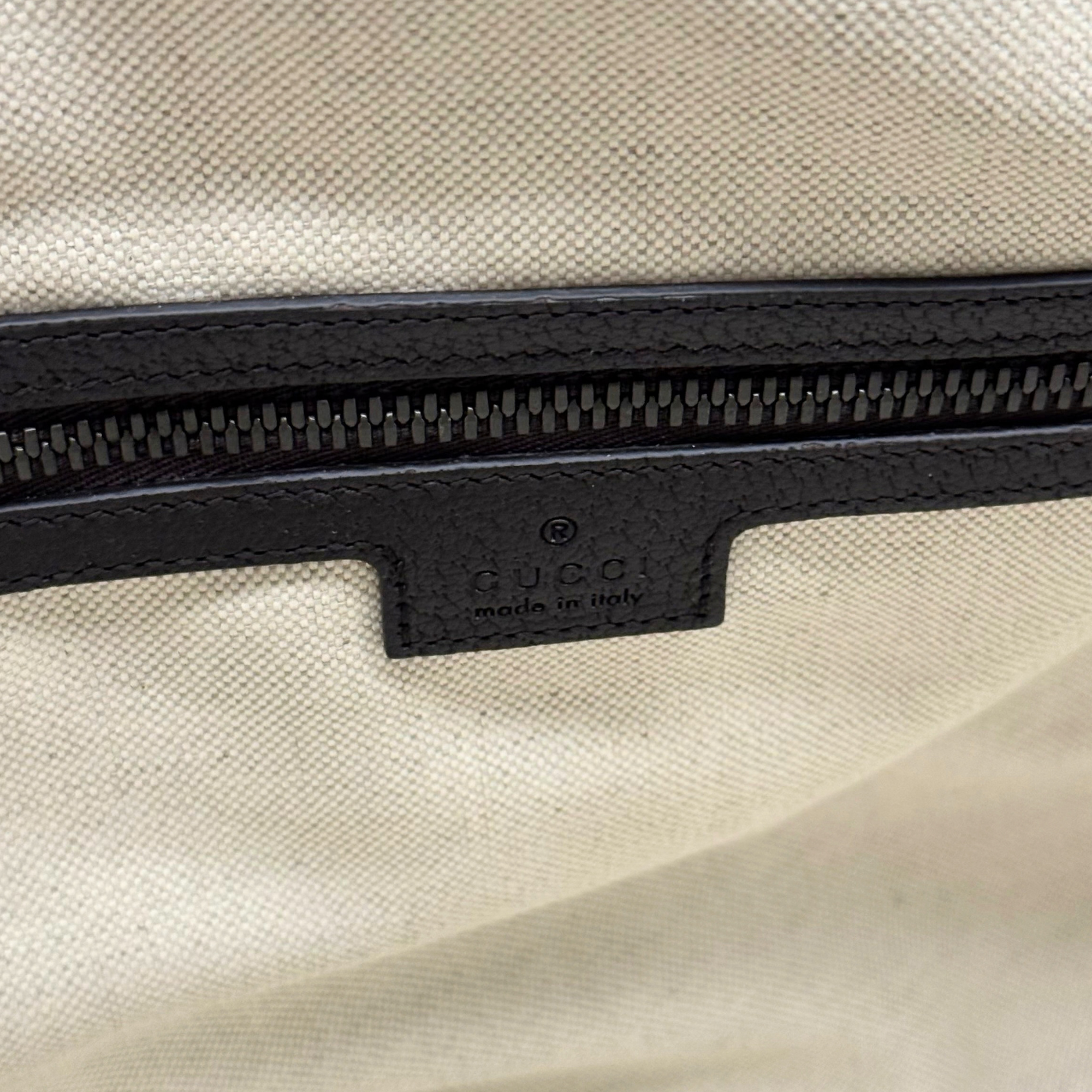Gucci Suede Leather Travel Bag (brand new)