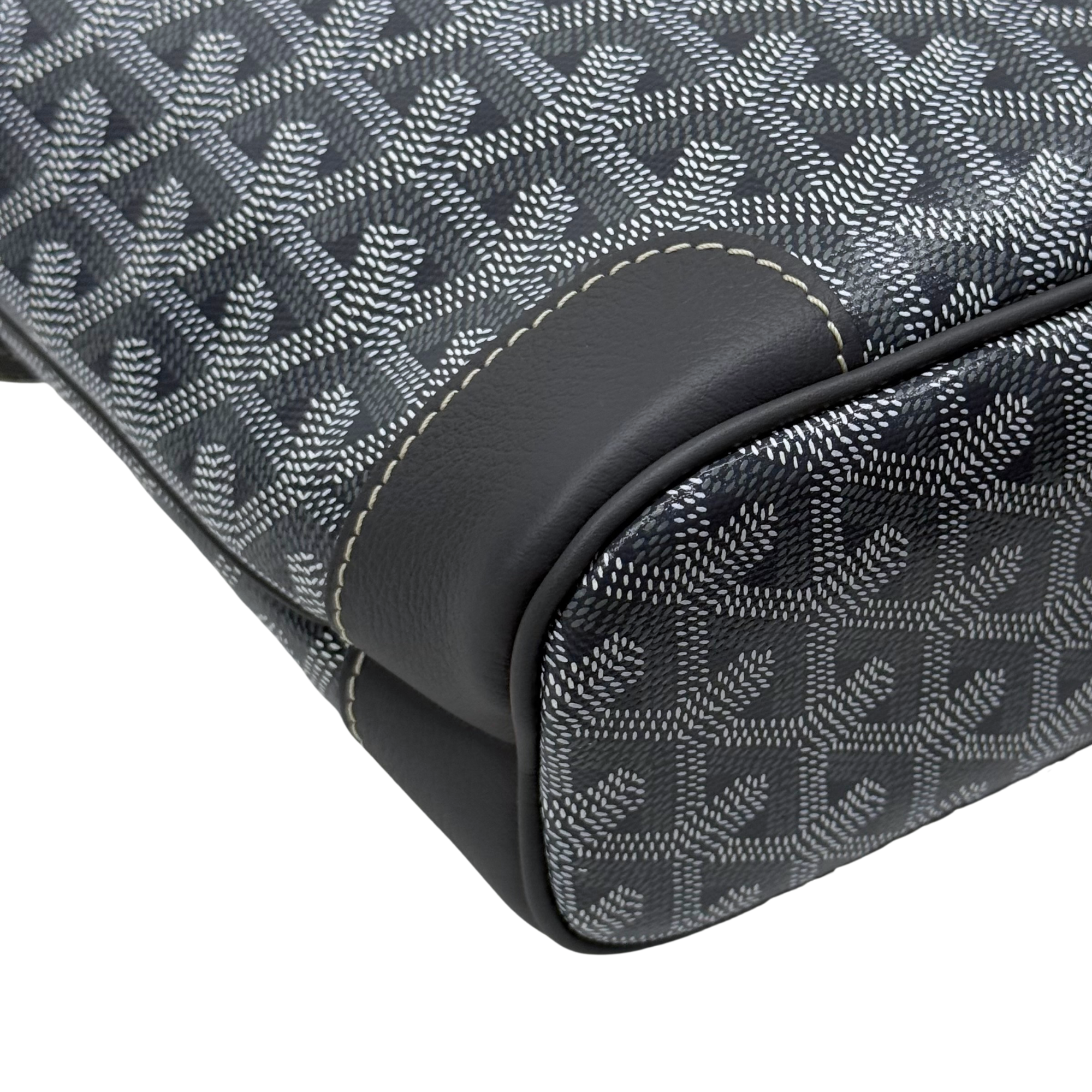 Pre-owned Goyard bag corner with gray patterned canvas and black leather edging