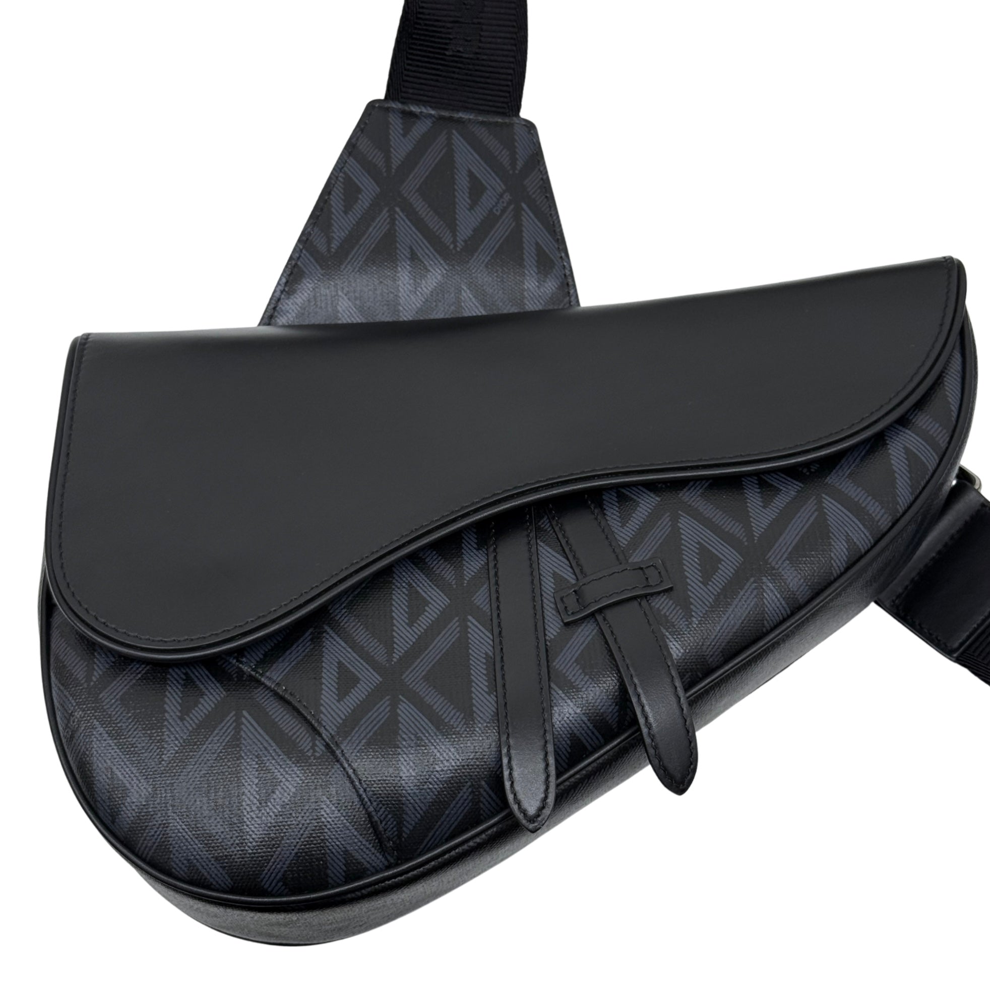 Dior Smooth Calfskin Canvas CD Diamond Men’s Saddle Bag Black (brand new)