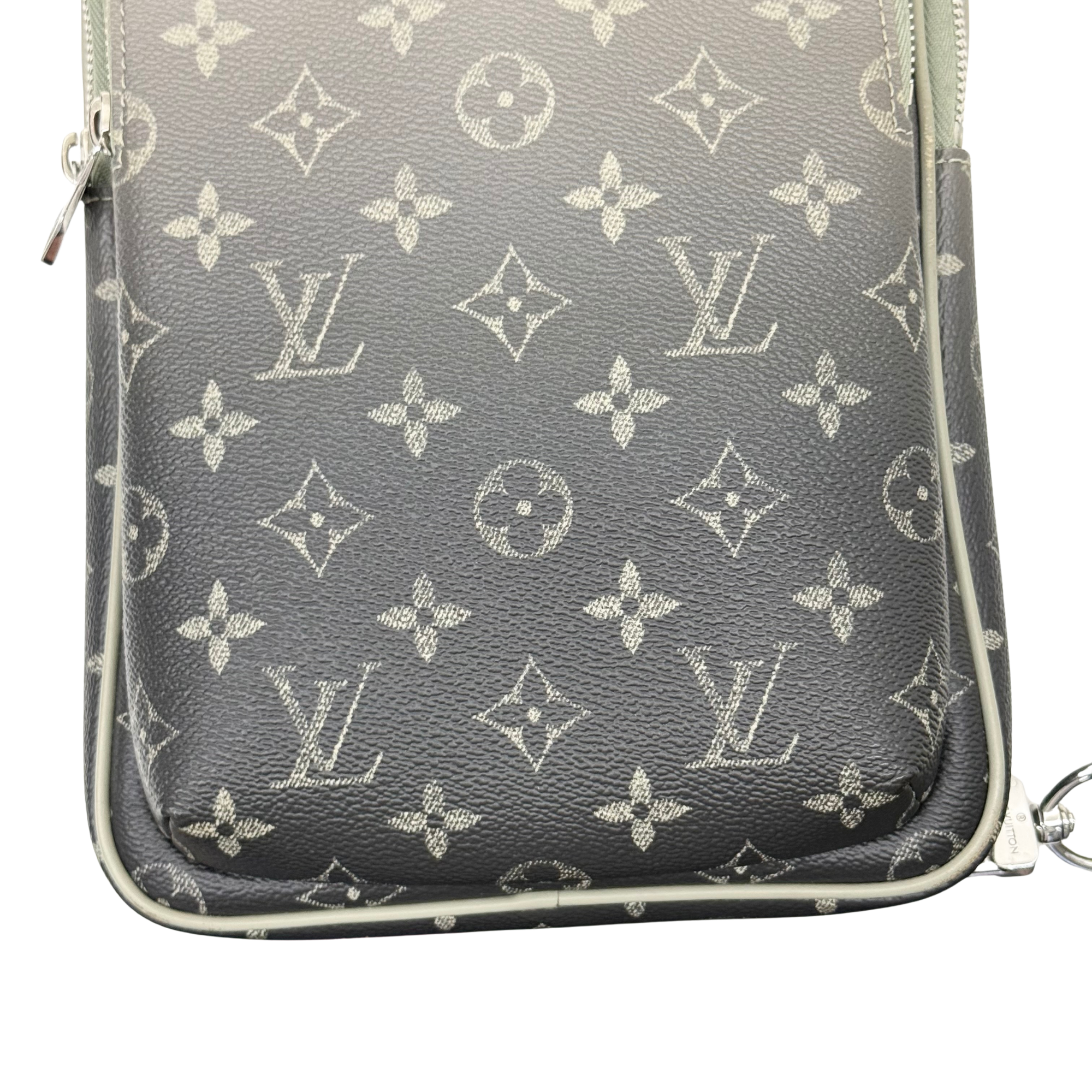 Pre-owned Louis Vuitton monogram crossbody bag front panel with light logo print