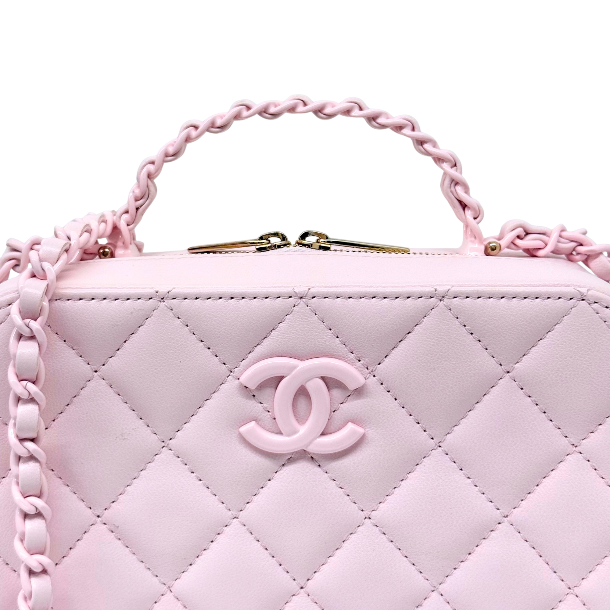Chanel Pink Vanity Case In Lambskin & Lacquered Metal Microchipped (pre-owned)