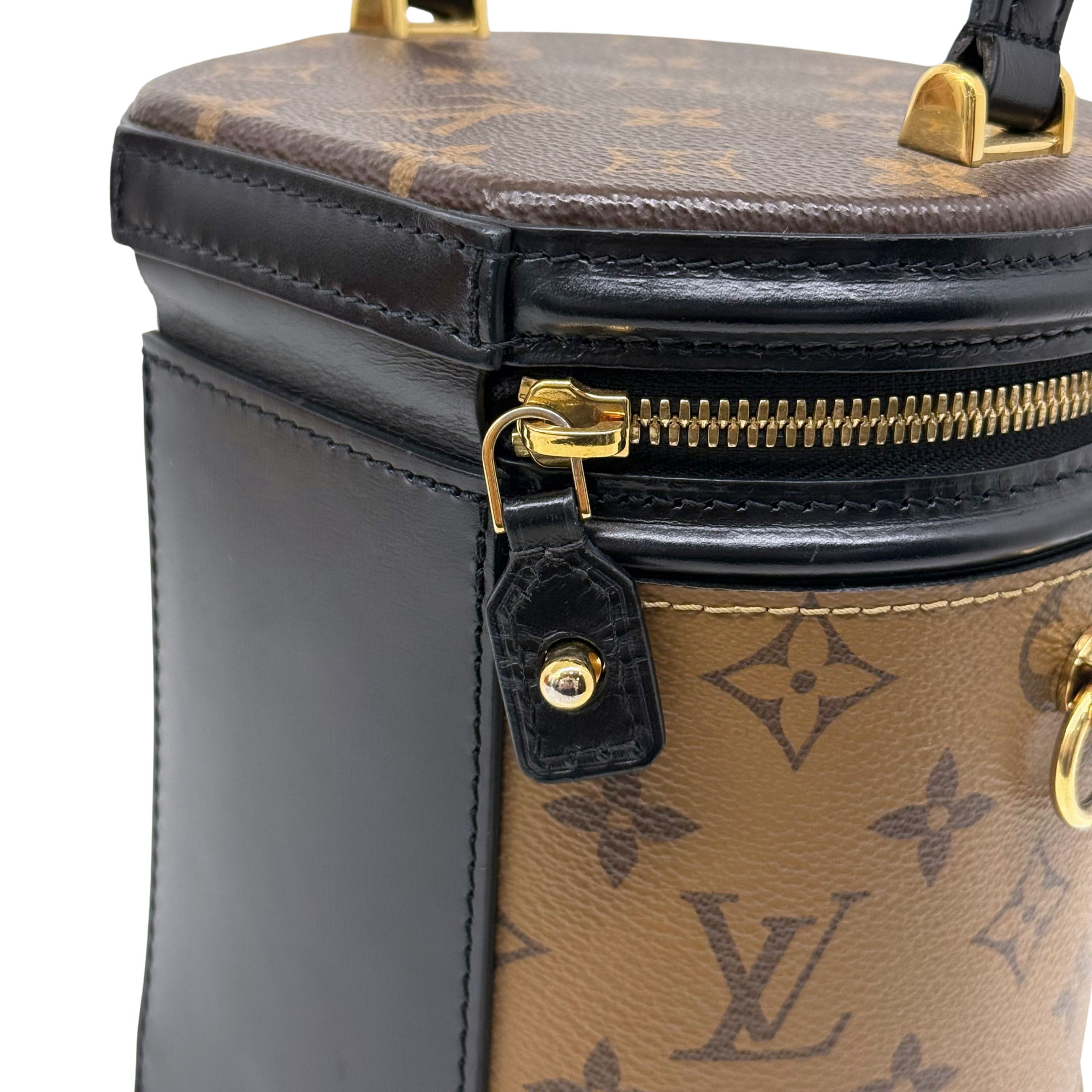Louis Vuitton Cannes Monogram Reverse canvas bucket bag (pre-owned)