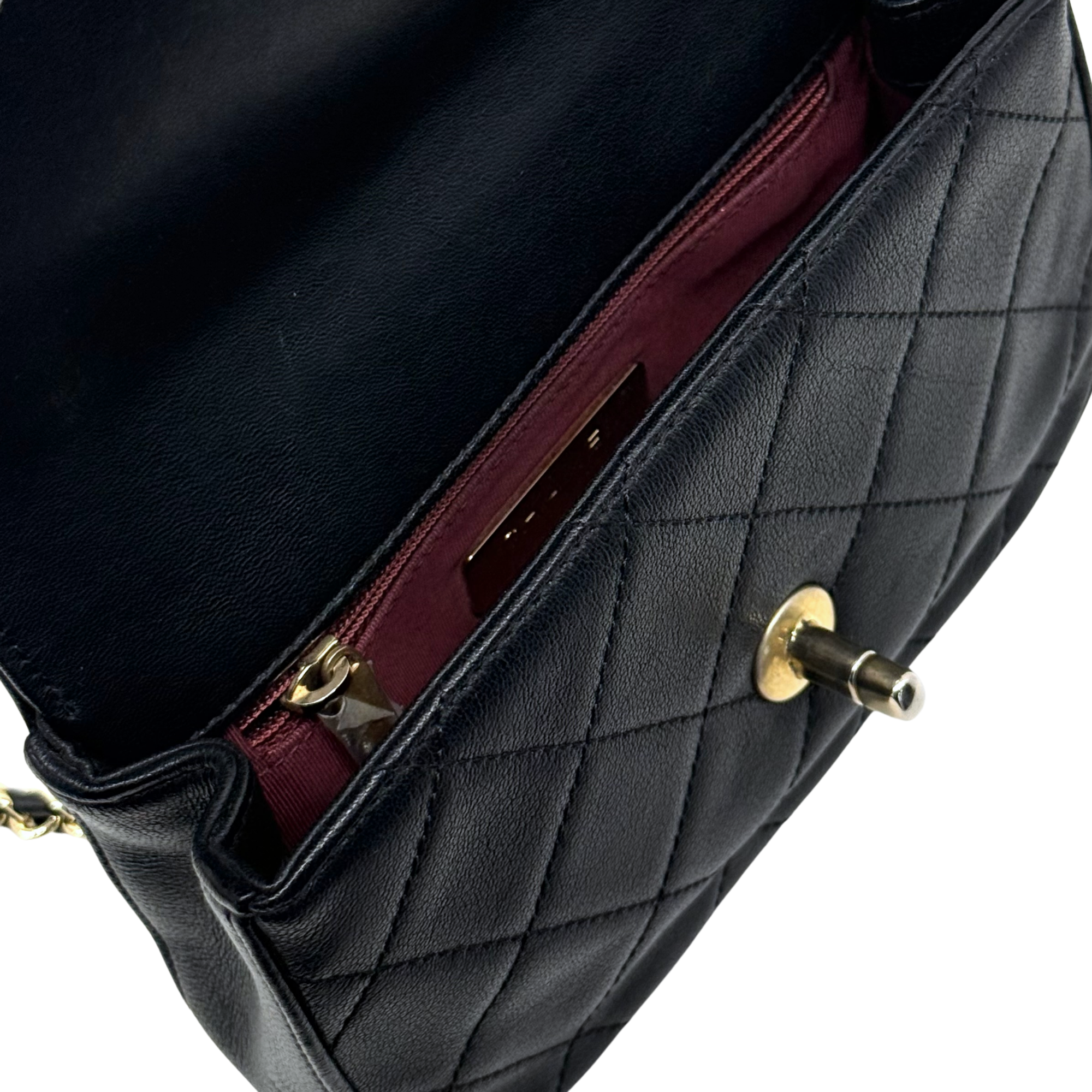Chanel Lambskin Quilted Chain Infinity Waist Belt Bag (pre-owned)