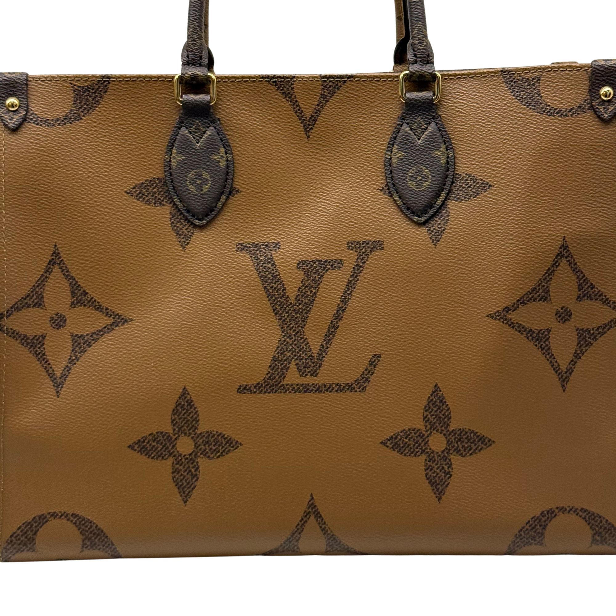 Louis Vuitton Monogram Reverse Giant OnTheGo MM bag (pre-owned)