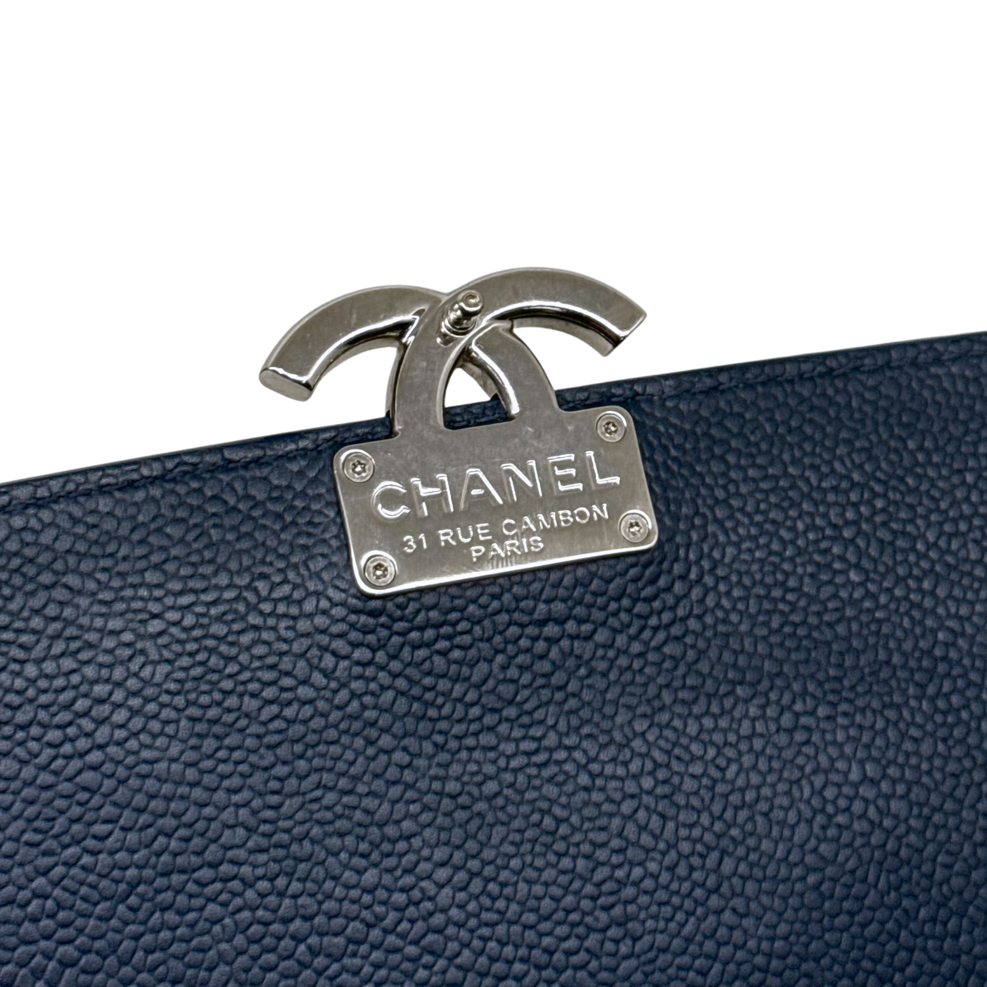 Chanel 2017 Chanel Navy Blue Quilted Leather Urban Companion Flap Bag (pre-owned)