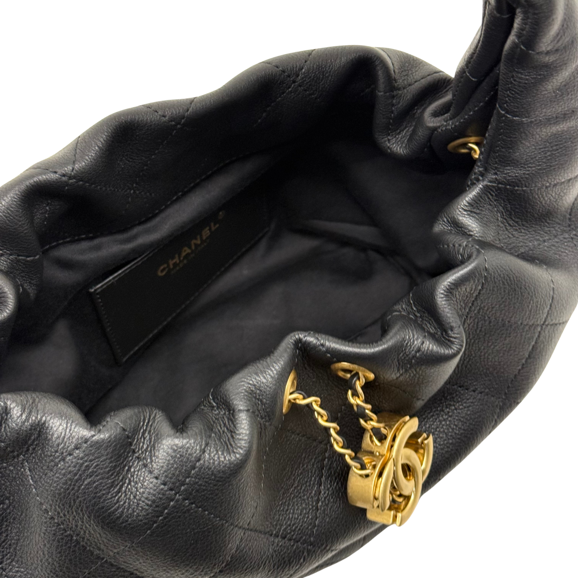 Chanel shoulder bag black