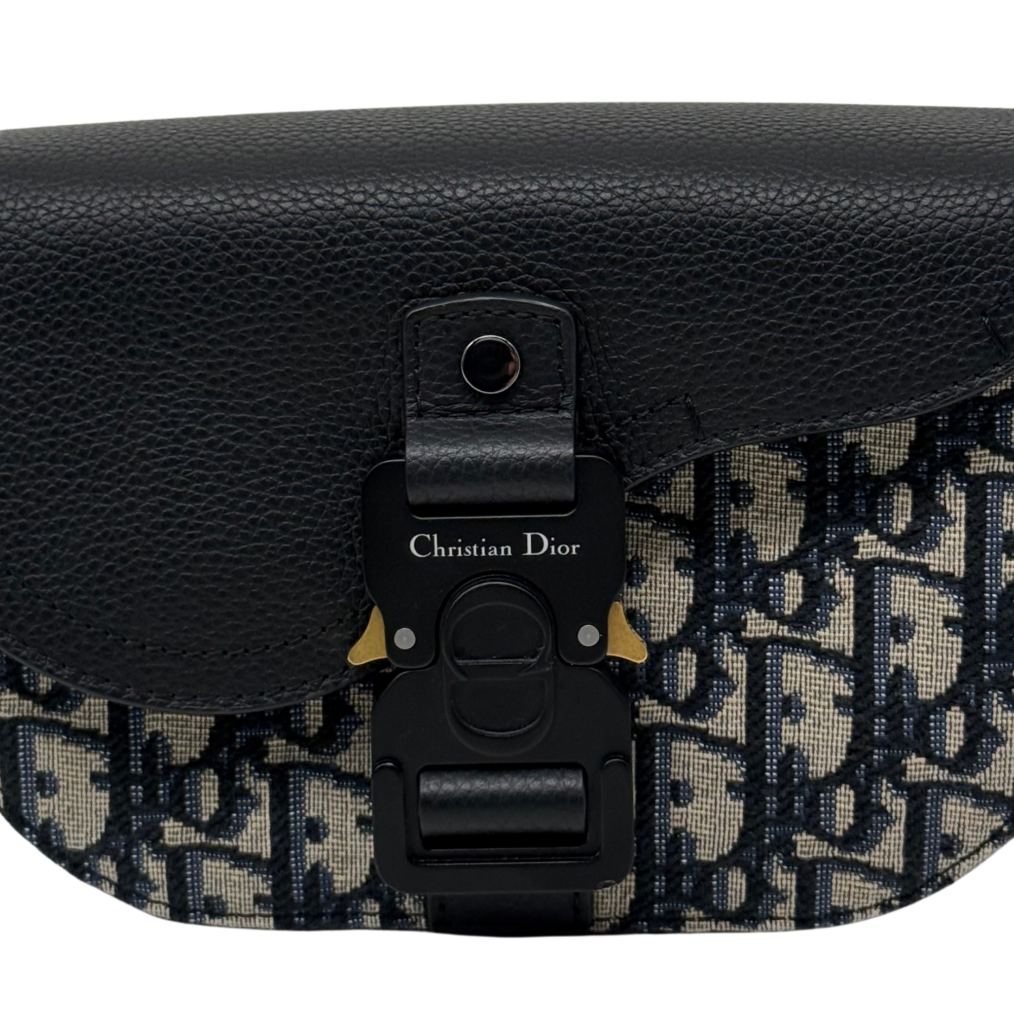 Dior Small Saddle Messenger Bag with Flap Beige and Black Dior Oblique Jacquard with Black Grained Calfskin (pre-owned)