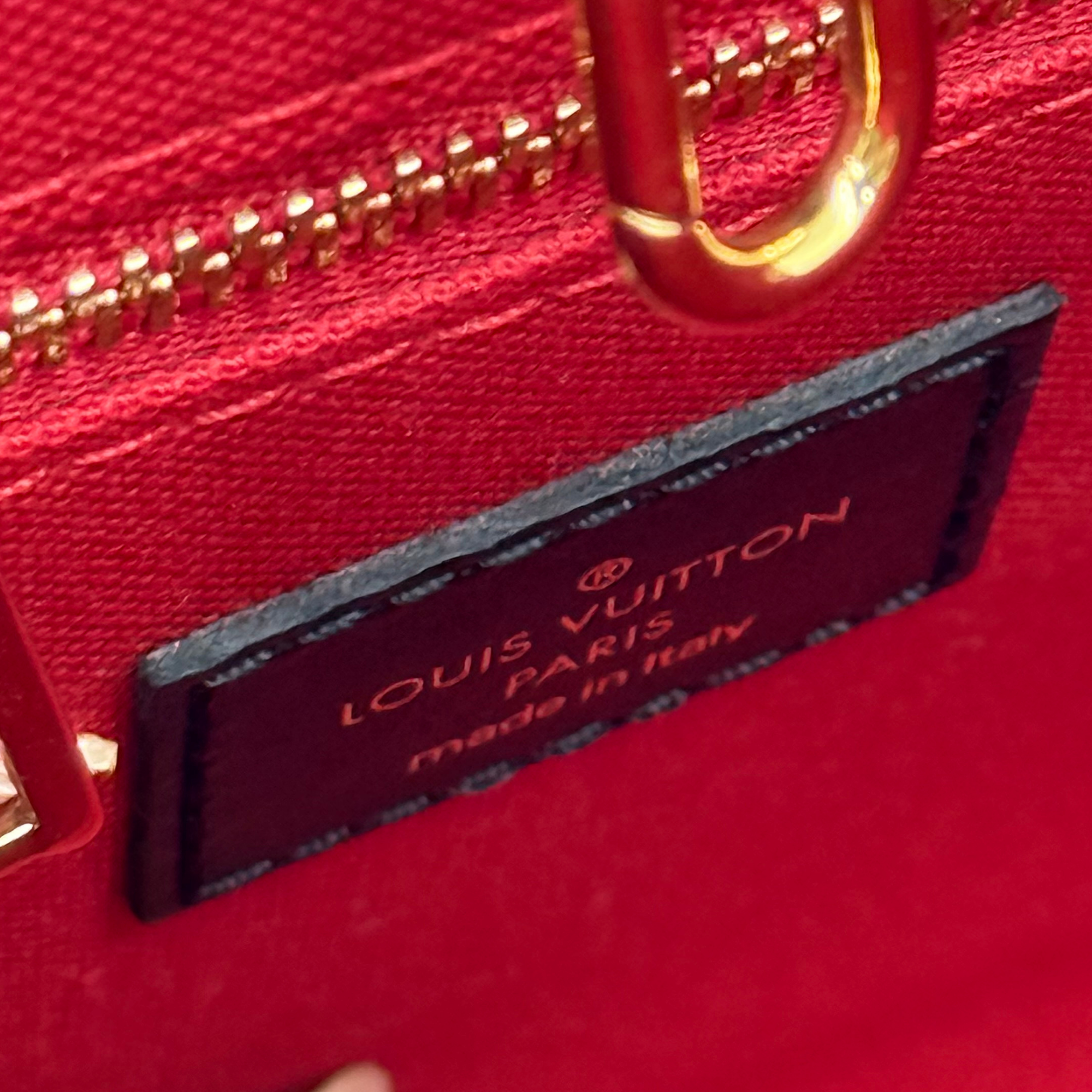 Louis Vuitton OnTheGo Tote Reverse Monogram Giant PM shoulder bag (pre-owned)